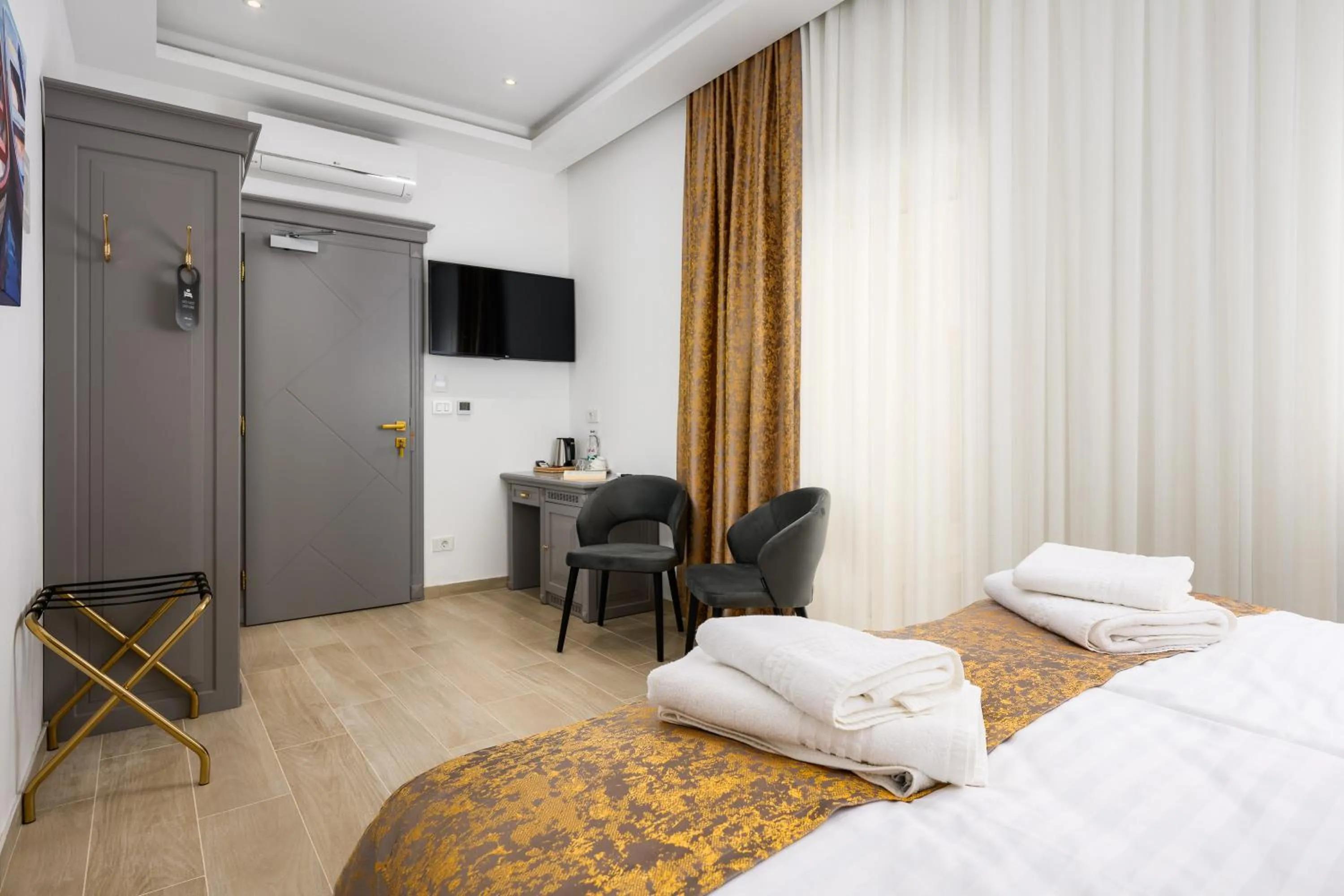 Bed in Boutique Hotel Golden Key - Poreč - Bed & Breakfast