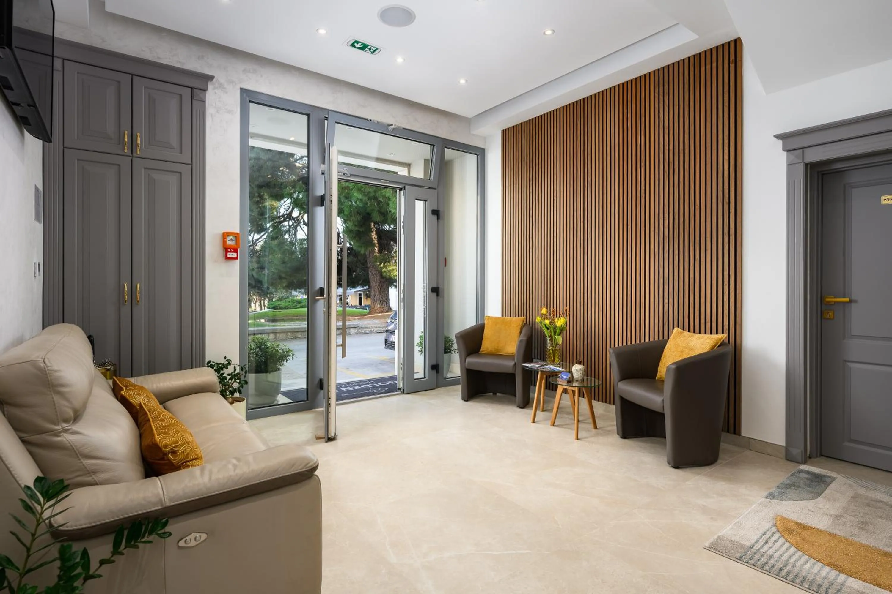 Lobby or reception in Boutique Hotel Golden Key - Poreč - Bed & Breakfast
