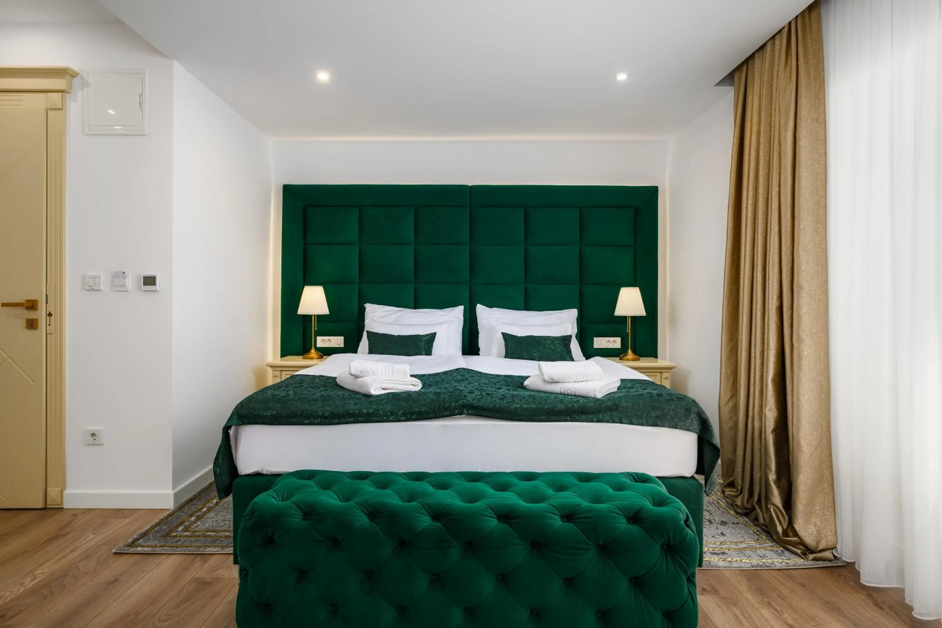 Bed in Boutique Hotel Golden Key - Poreč - Bed & Breakfast
