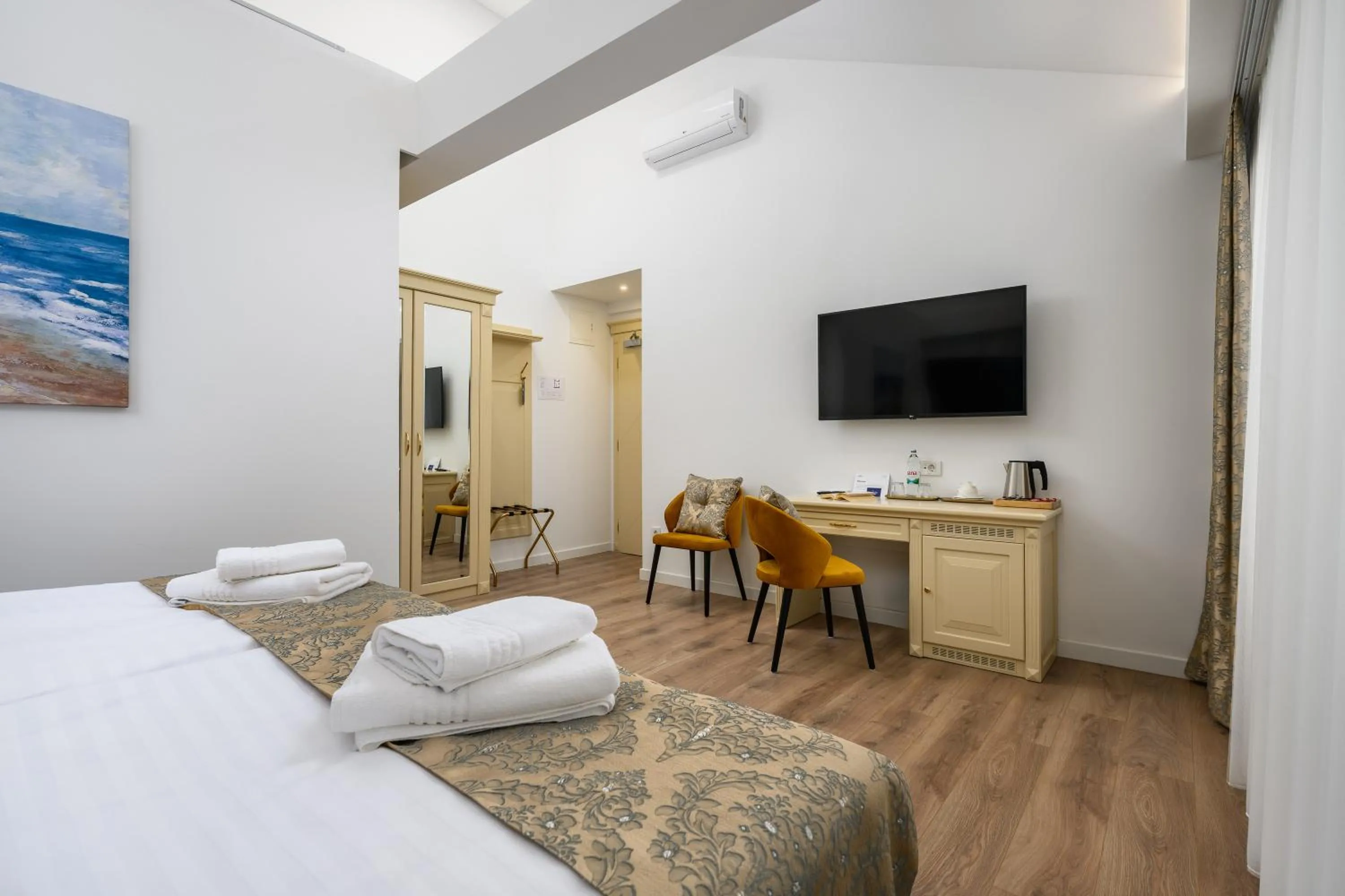 Bed in Boutique Hotel Golden Key - Poreč - Bed & Breakfast