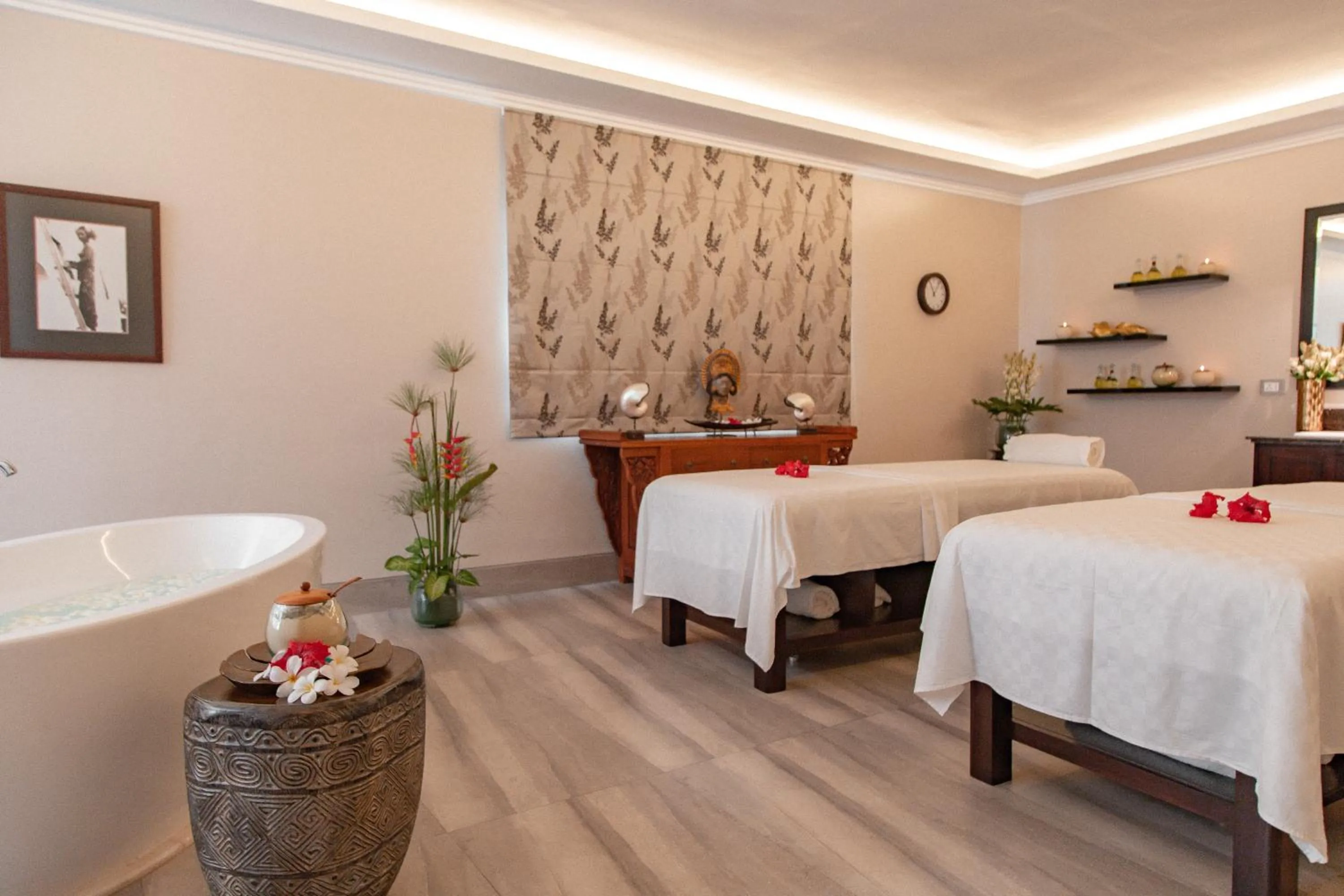 Spa and wellness centre/facilities, Bed in CasCades Suites