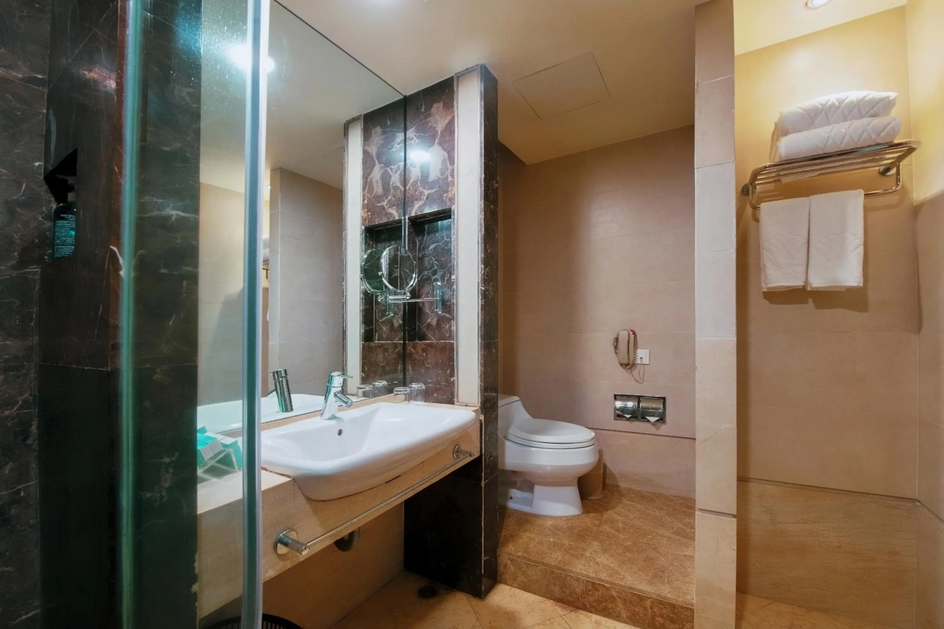 Dongguan Richwood Garden Hotel