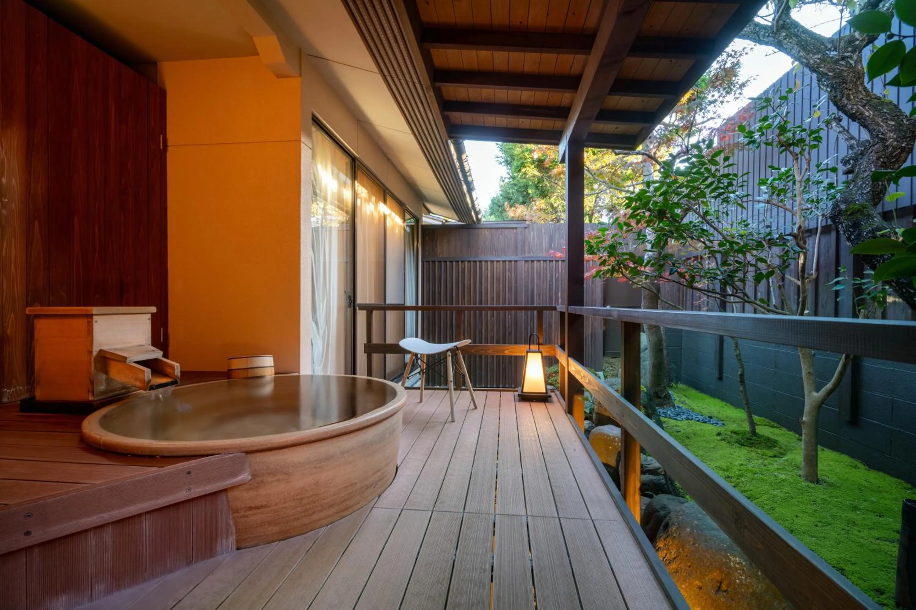 Open Air Bath in Hohoemino Kuyufu Tsuruya