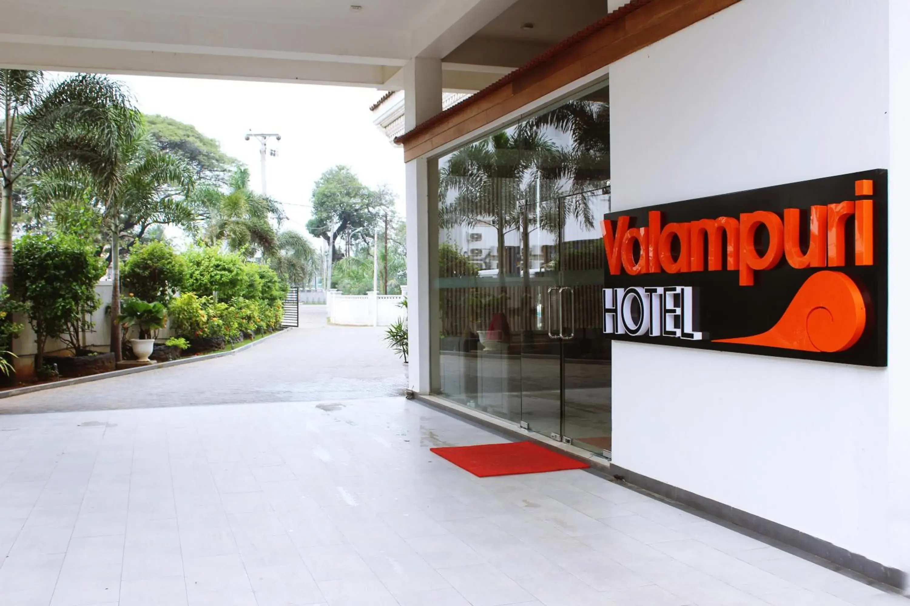 Lobby or reception in The Valampuri Lobby or reception in The Valampuri