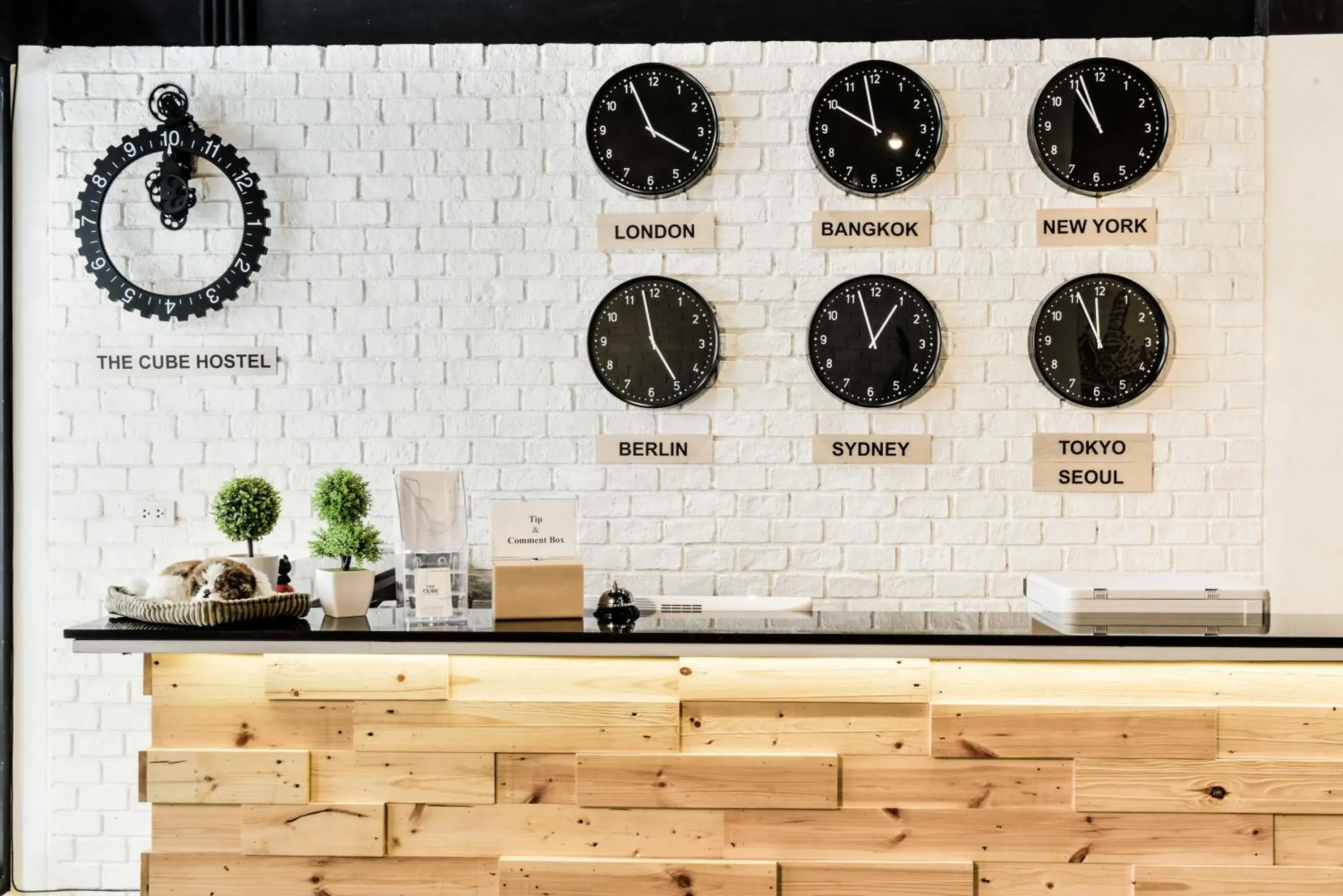 Lobby or reception in The Cube Hostel Silom Lobby or reception in The Cube Hostel Silom