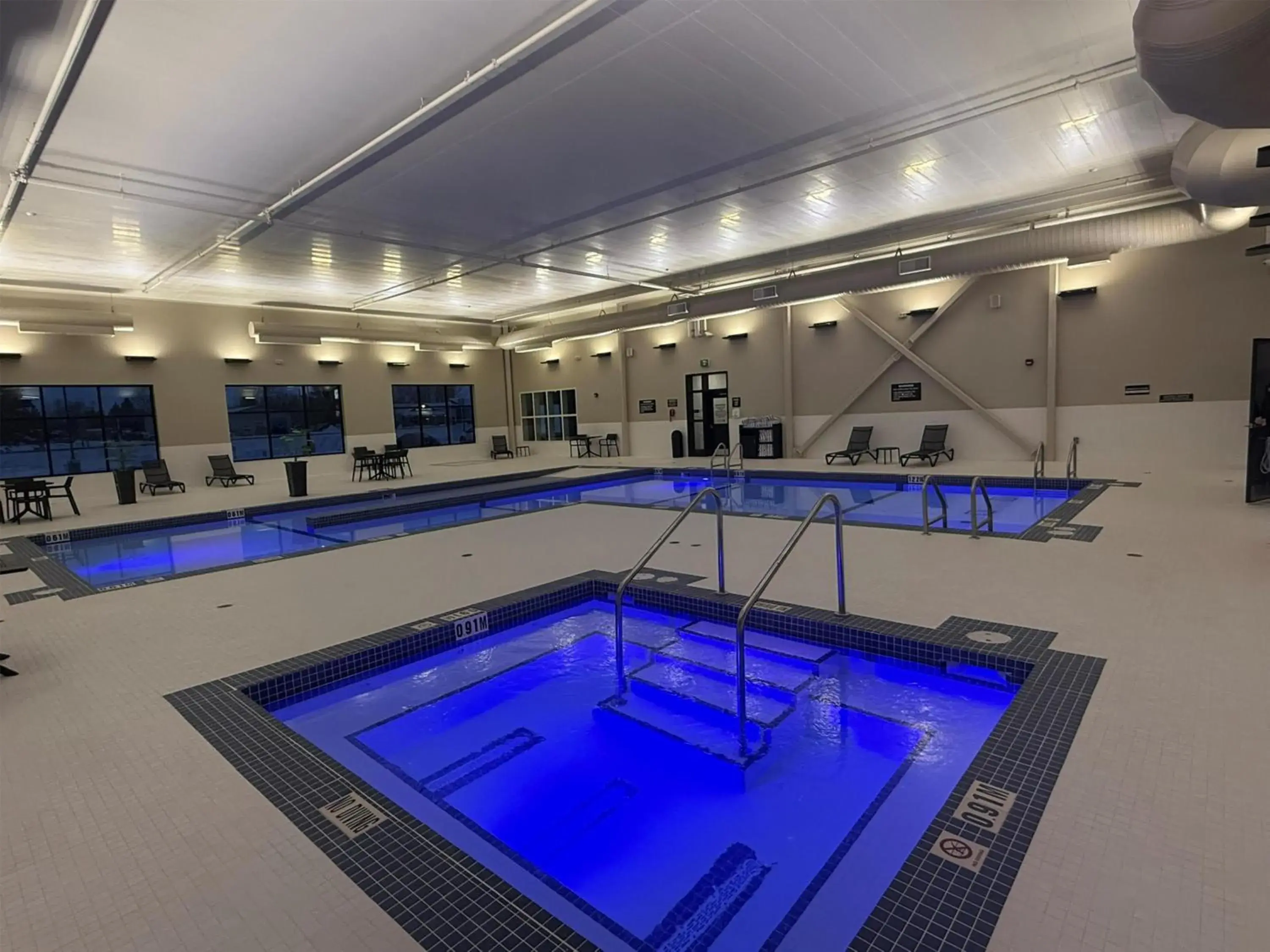 Pool view in Best Western Plus Neepawa Hotel Pool view in Best Western Plus Neepawa Hotel