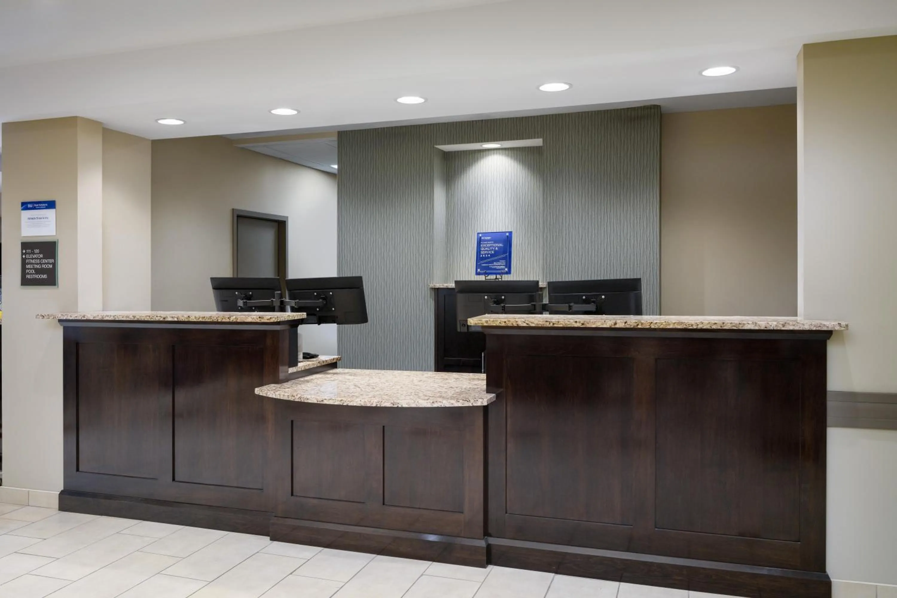 Lobby or reception in @HOME by Best Western Walkerton