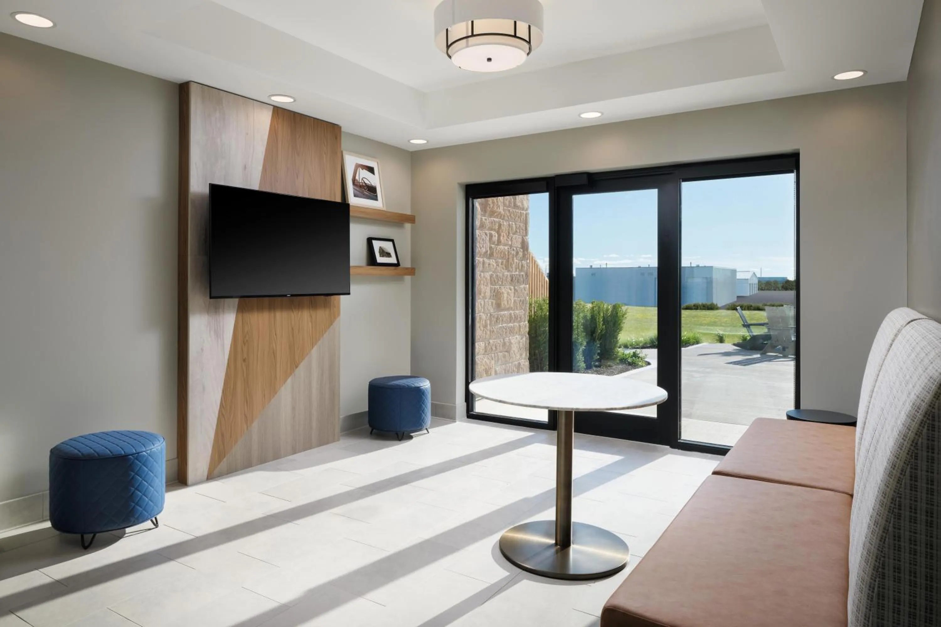 Lobby or reception in @HOME by Best Western Walkerton