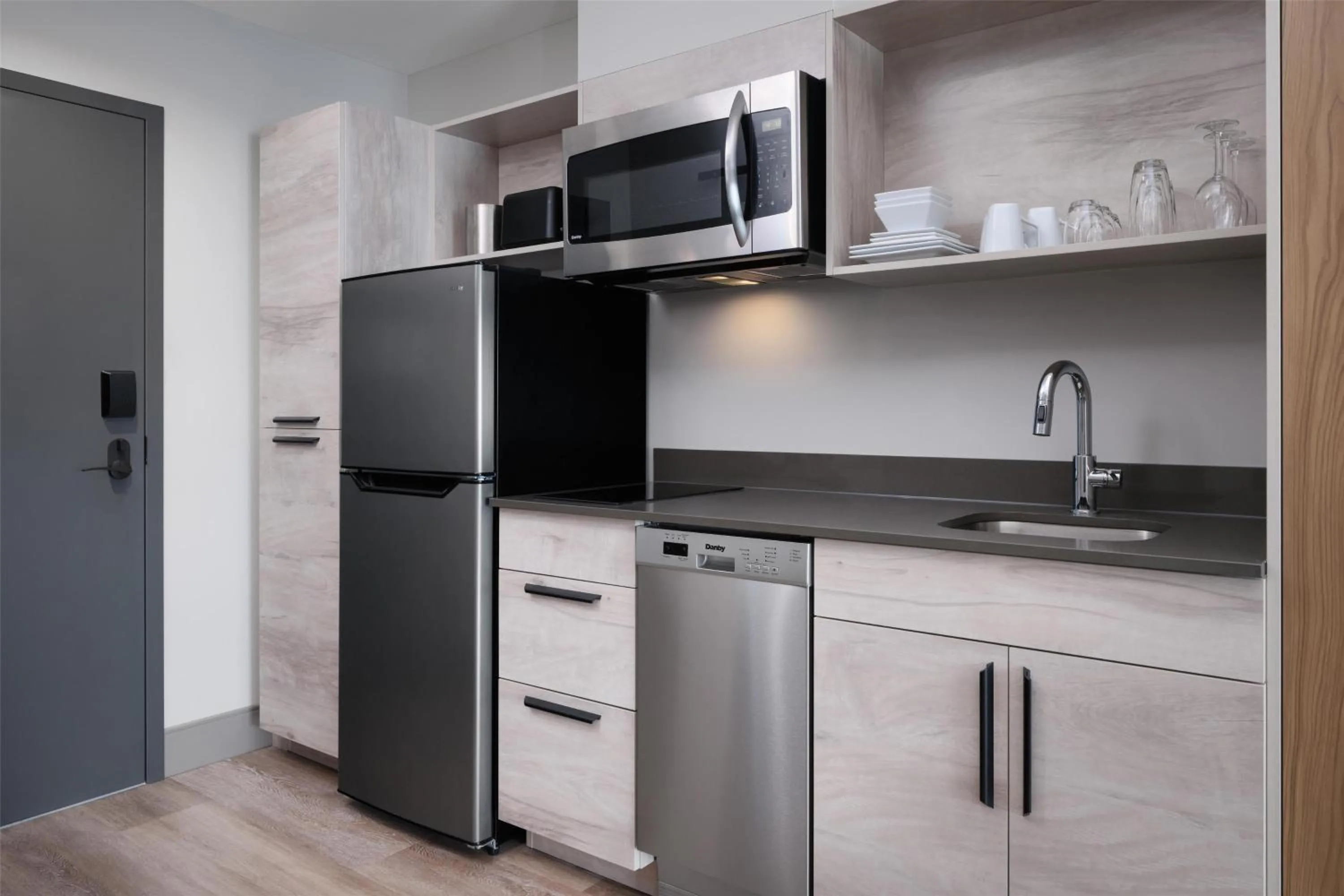 Kitchen or kitchenette in @HOME by Best Western Walkerton