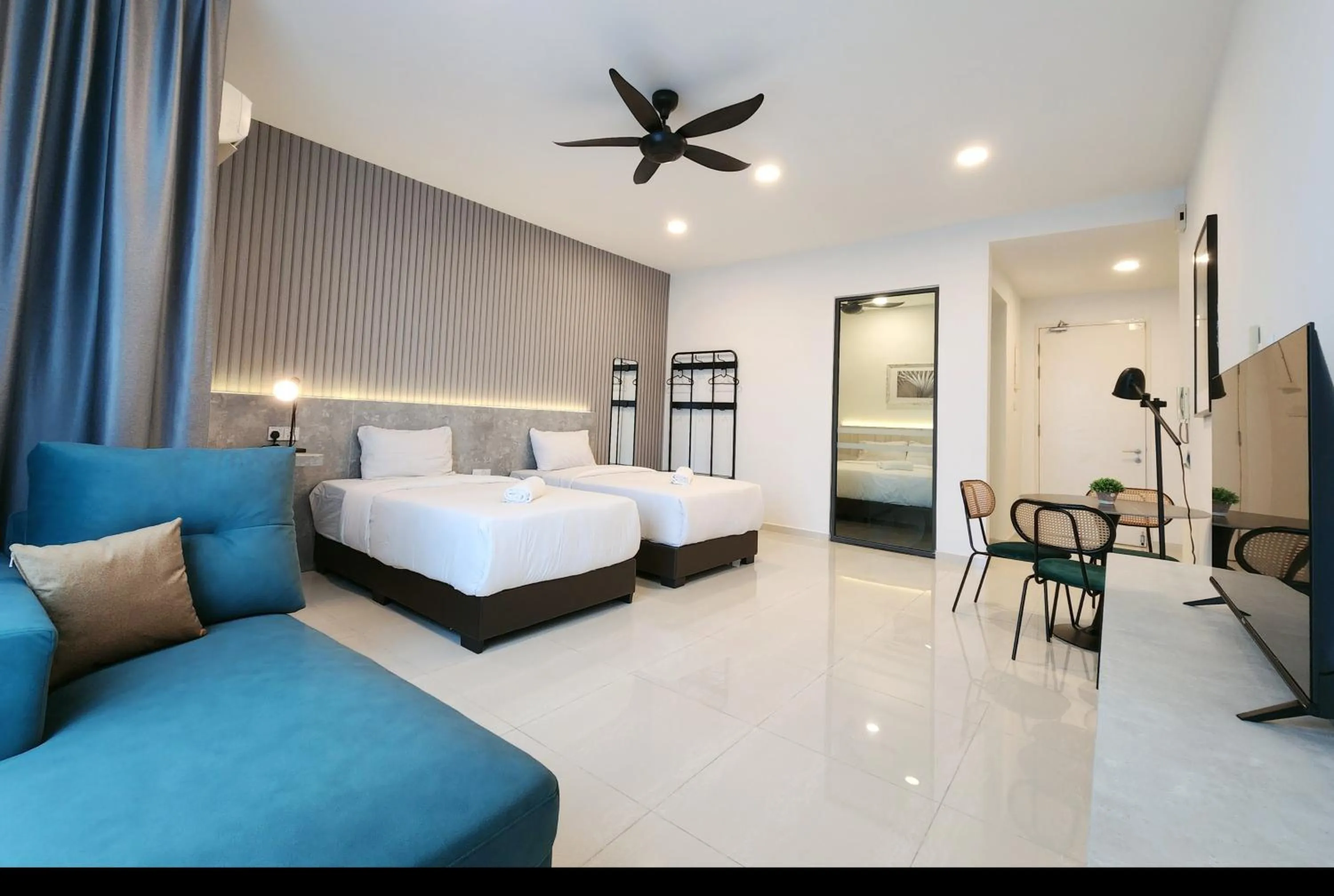 Bed in SKS Pavillion Suites