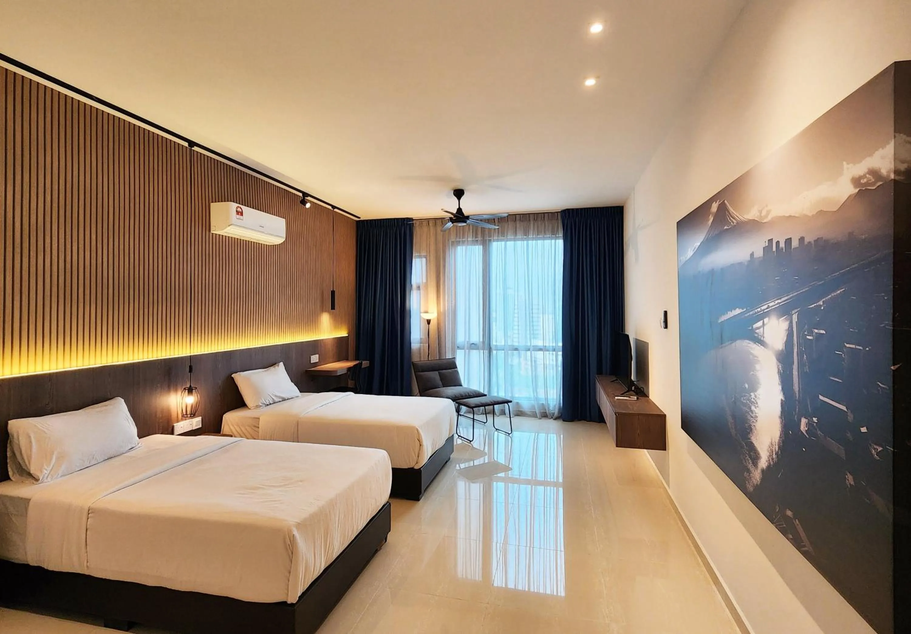 Bed in SKS Pavillion Suites