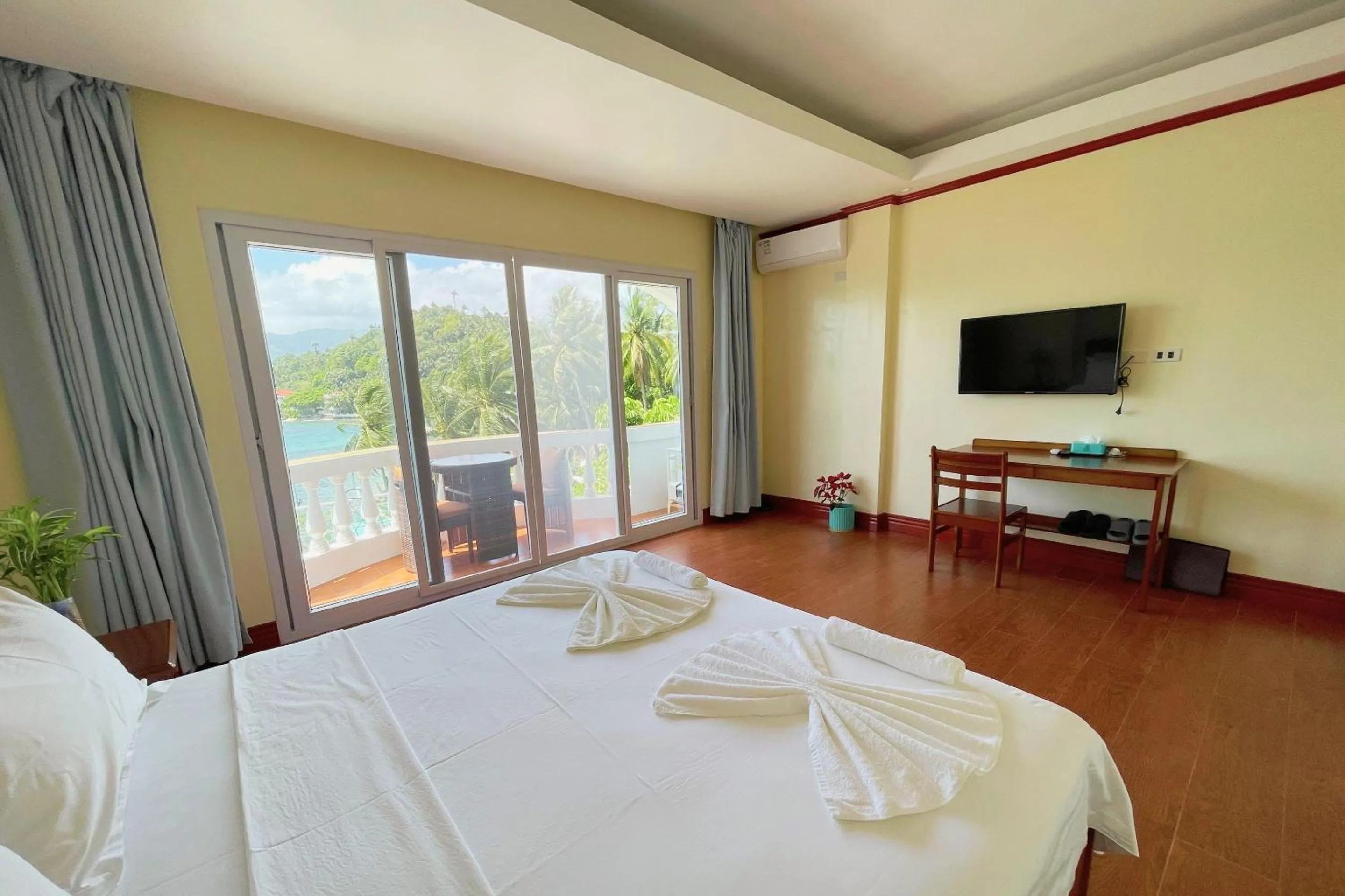 Bed in Dream Bay Resort powered by Cocotel