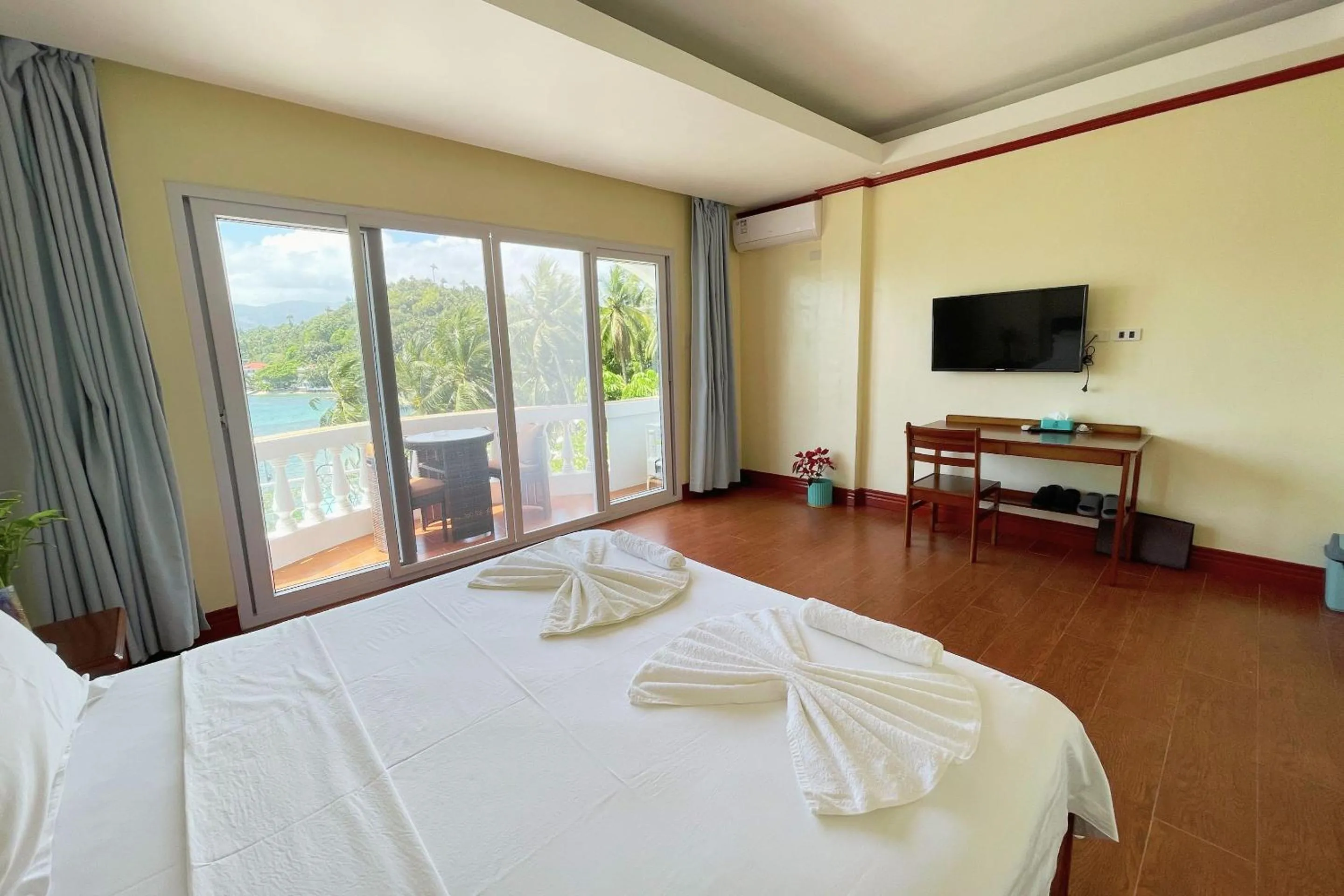 Bed in Dream Bay Resort powered by Cocotel