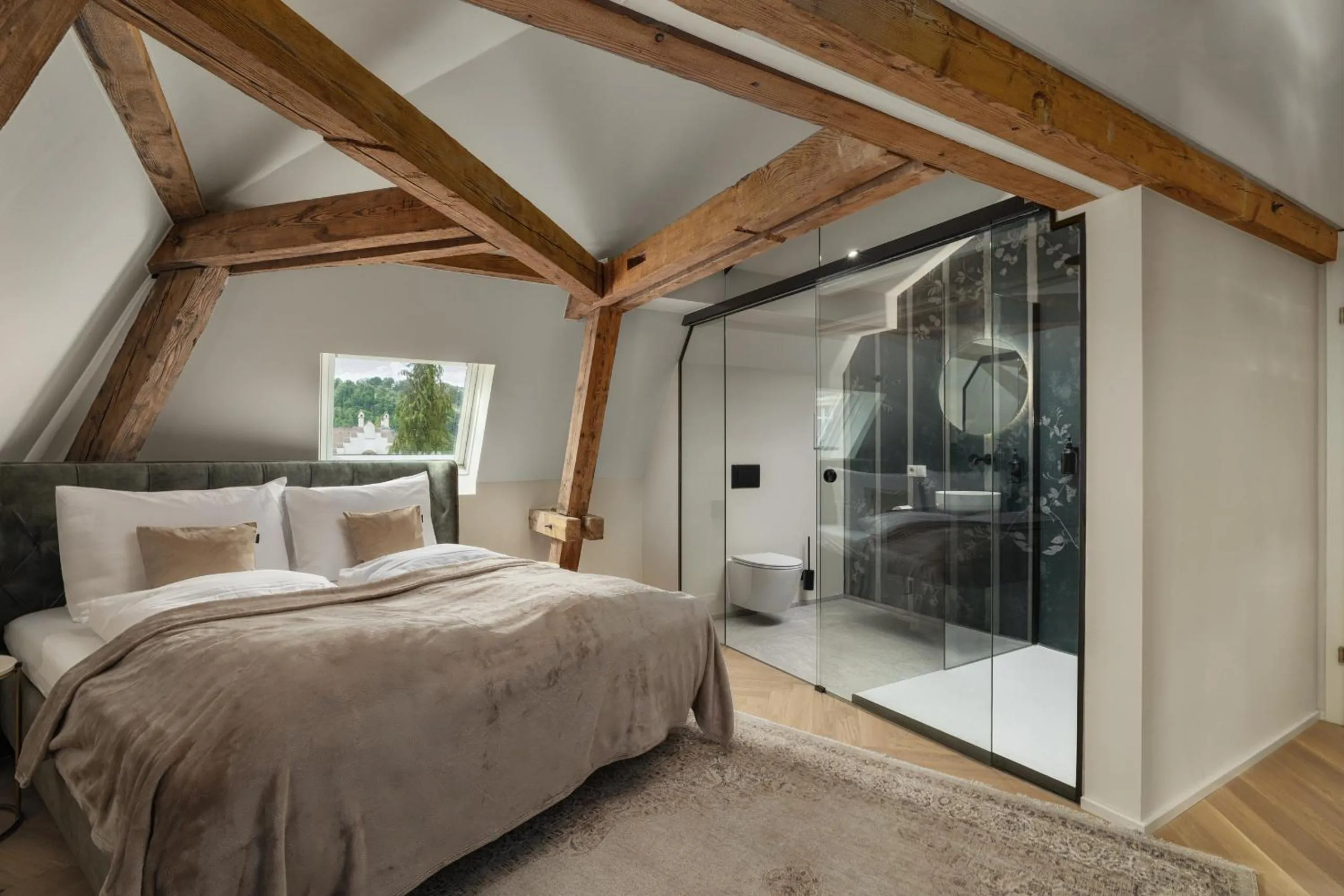 Bed in Boutique Hotel by Maier - contactless check-in