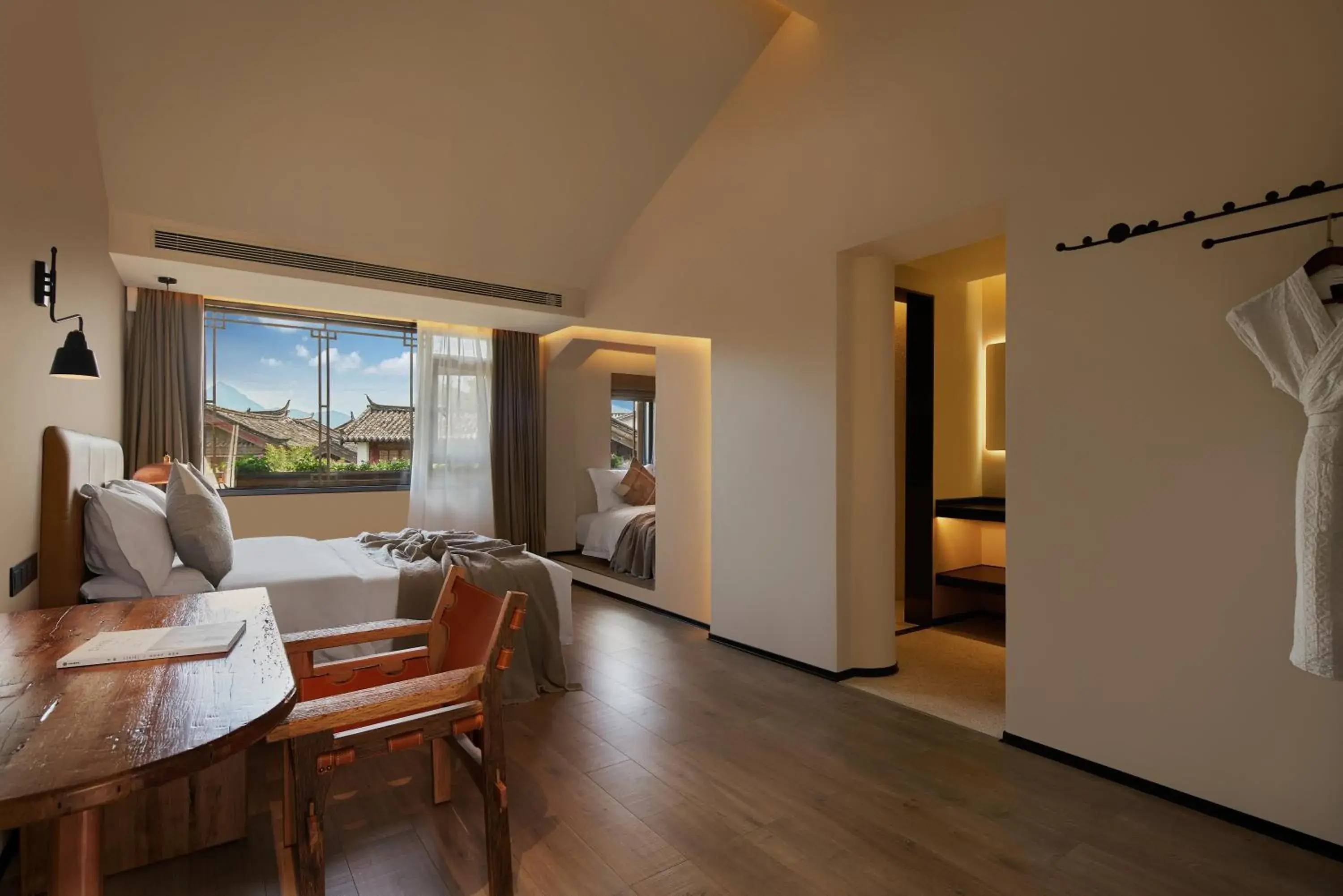 Balcony AV Family Room in LiJiang Garden vacation PuZhi hotel Balcony AV Family Room in LiJiang Garden vacation PuZhi hotel