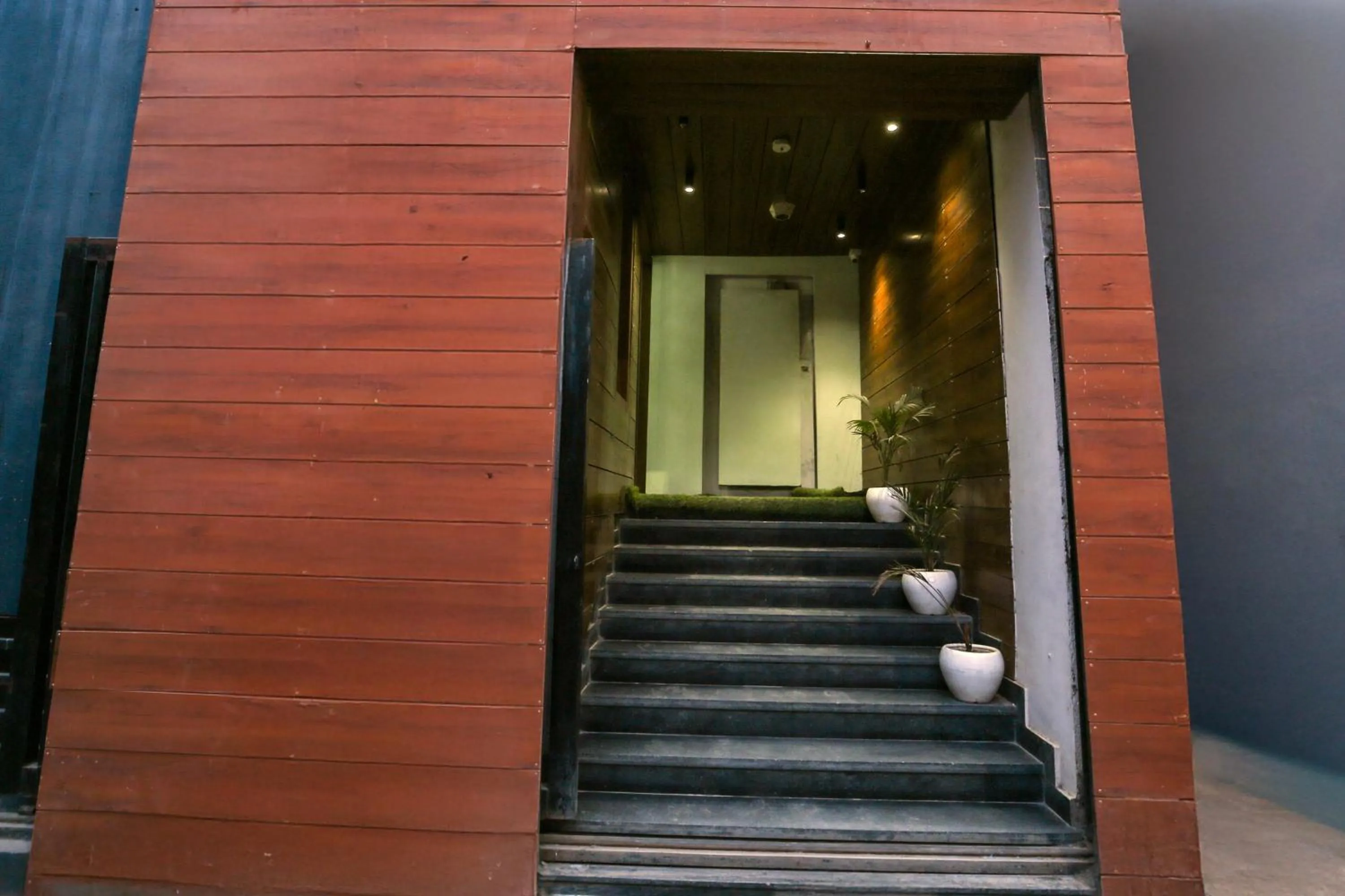 Facade/entrance in Collection O Vijay Nagar Square Formerly Hotel A5