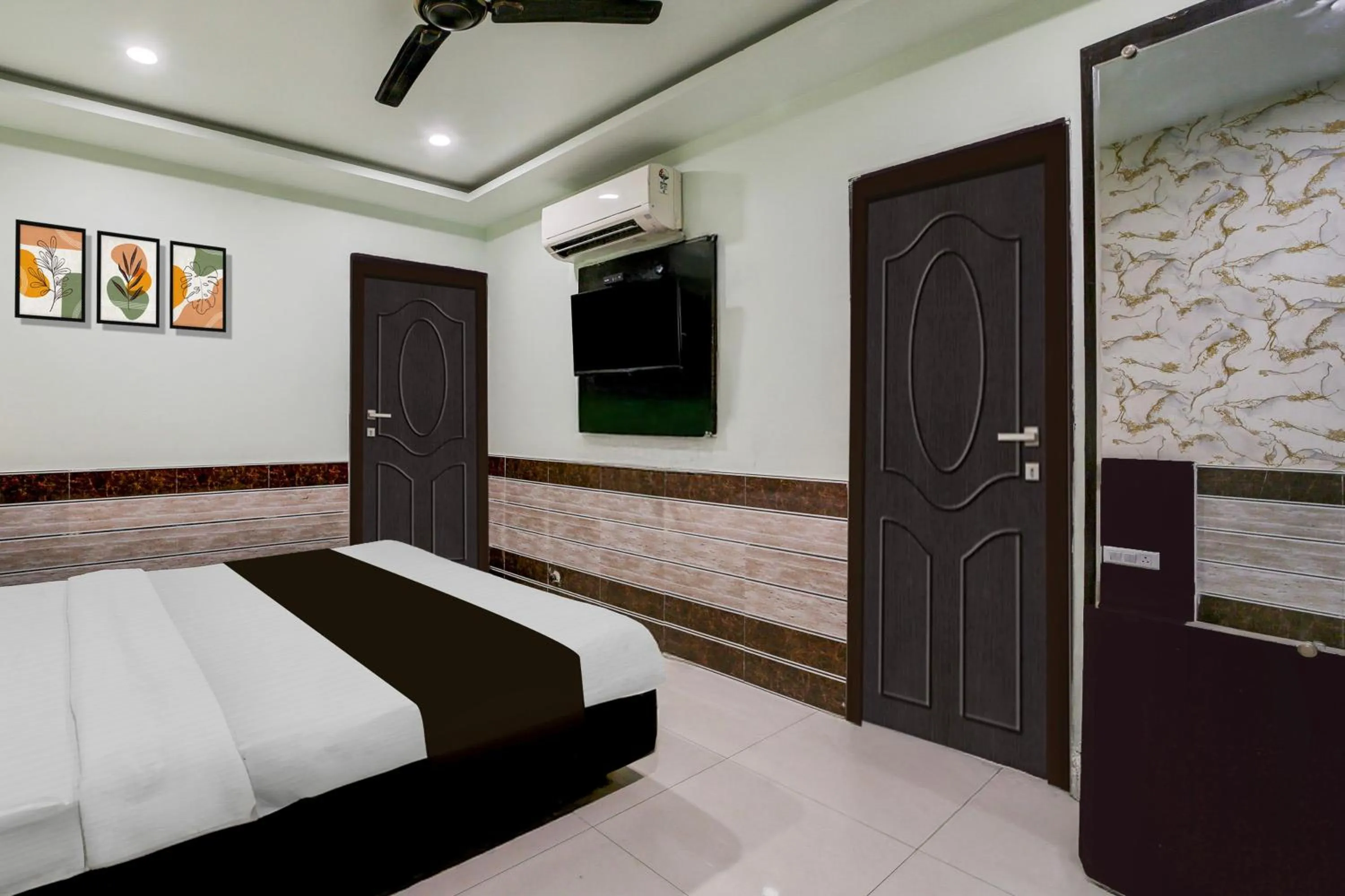 Bedroom, Bed in Collection O Vijay Nagar Square Formerly Hotel A5