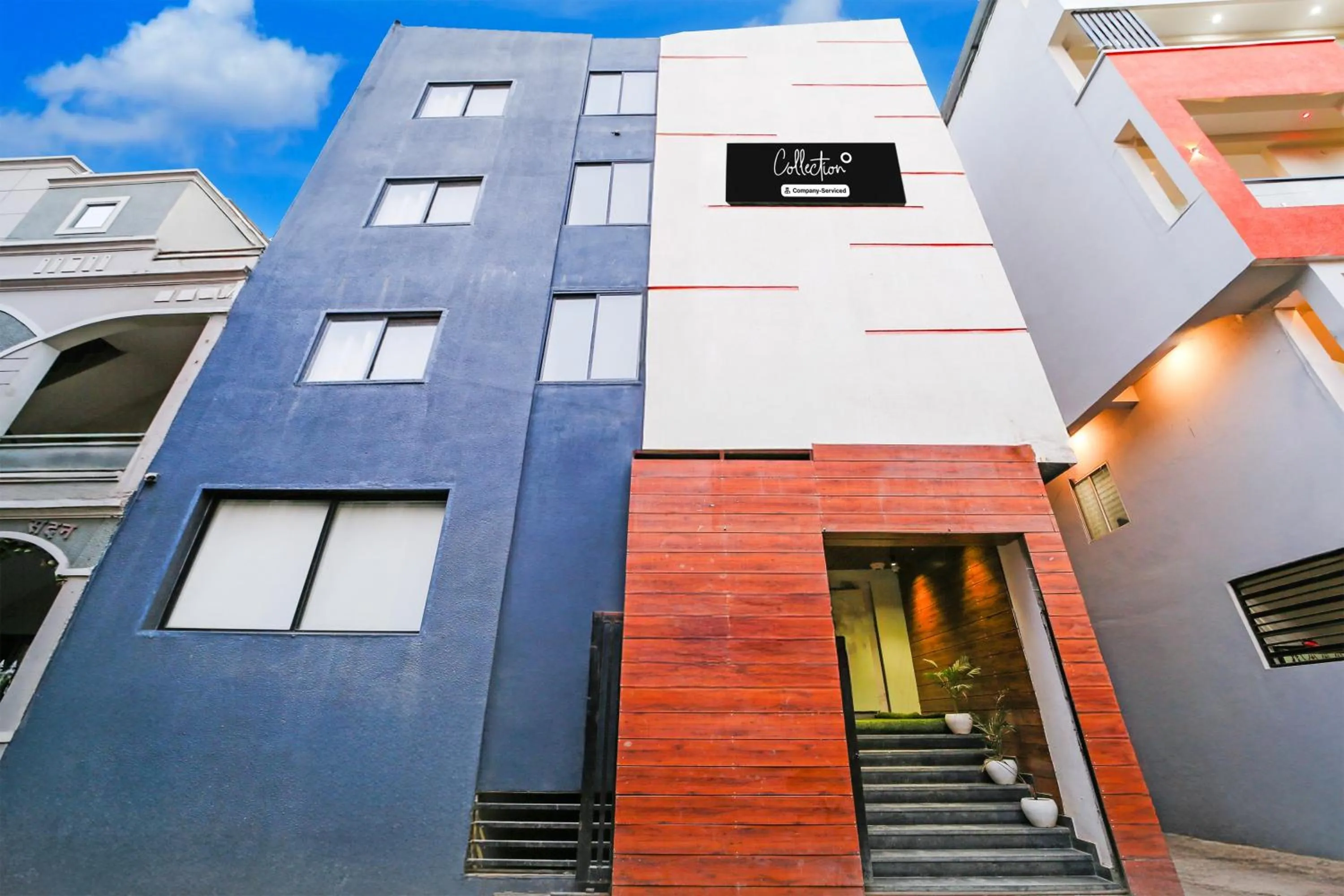 Facade/entrance in Collection O Vijay Nagar Square Formerly Hotel A5