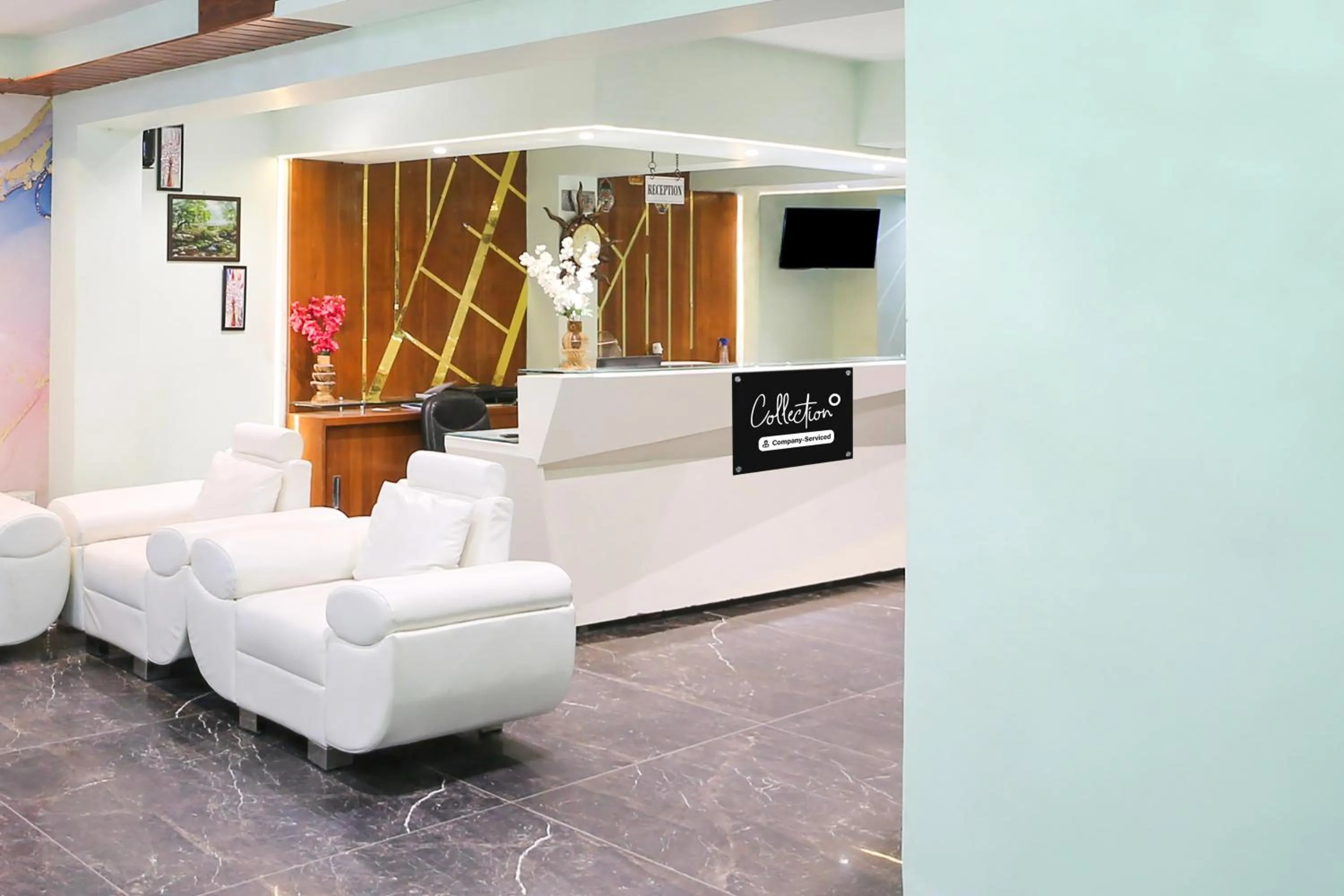 Lobby or reception in Collection O Vijay Nagar Square Formerly Hotel A5