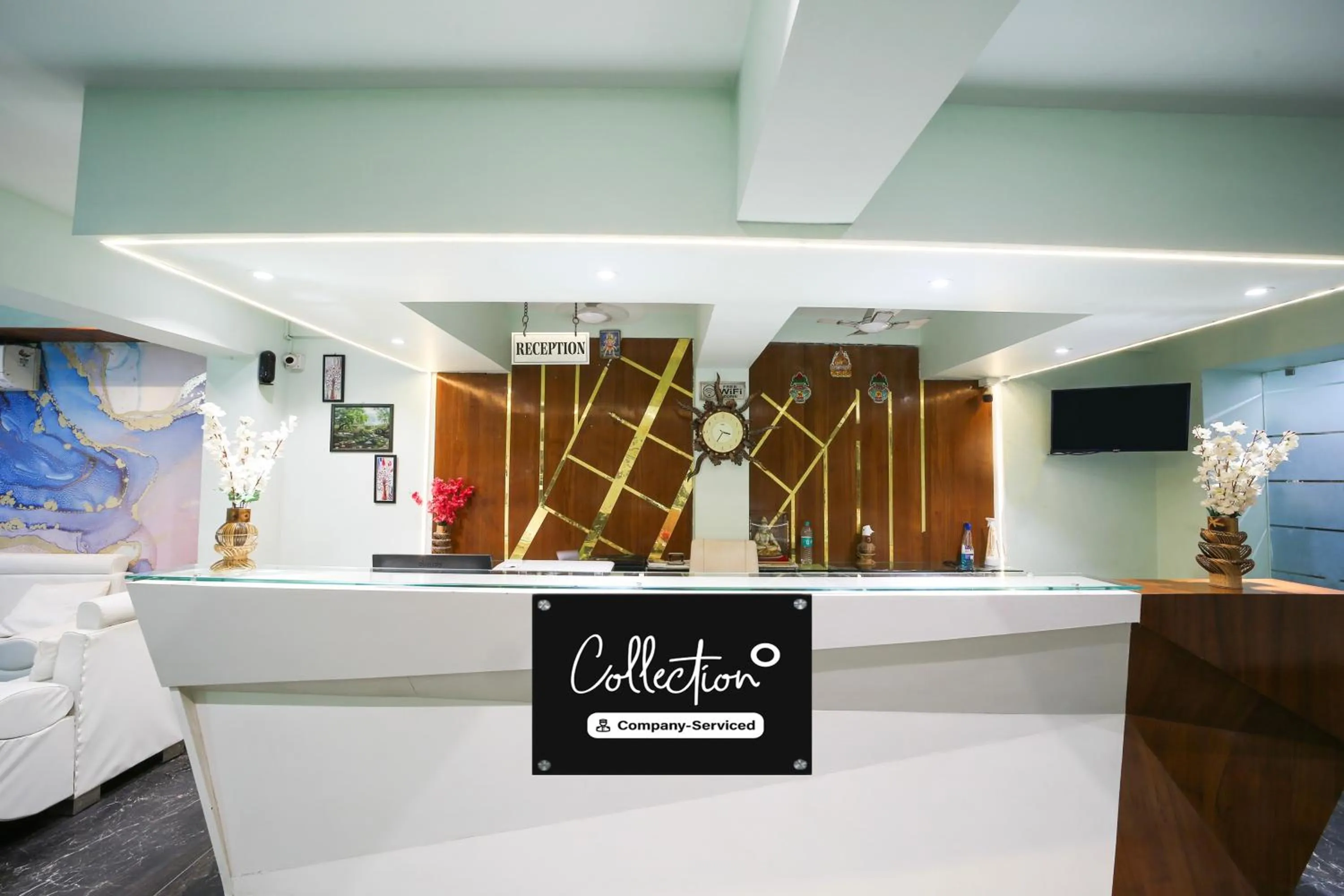 Lobby or reception in Collection O Vijay Nagar Square Formerly Hotel A5