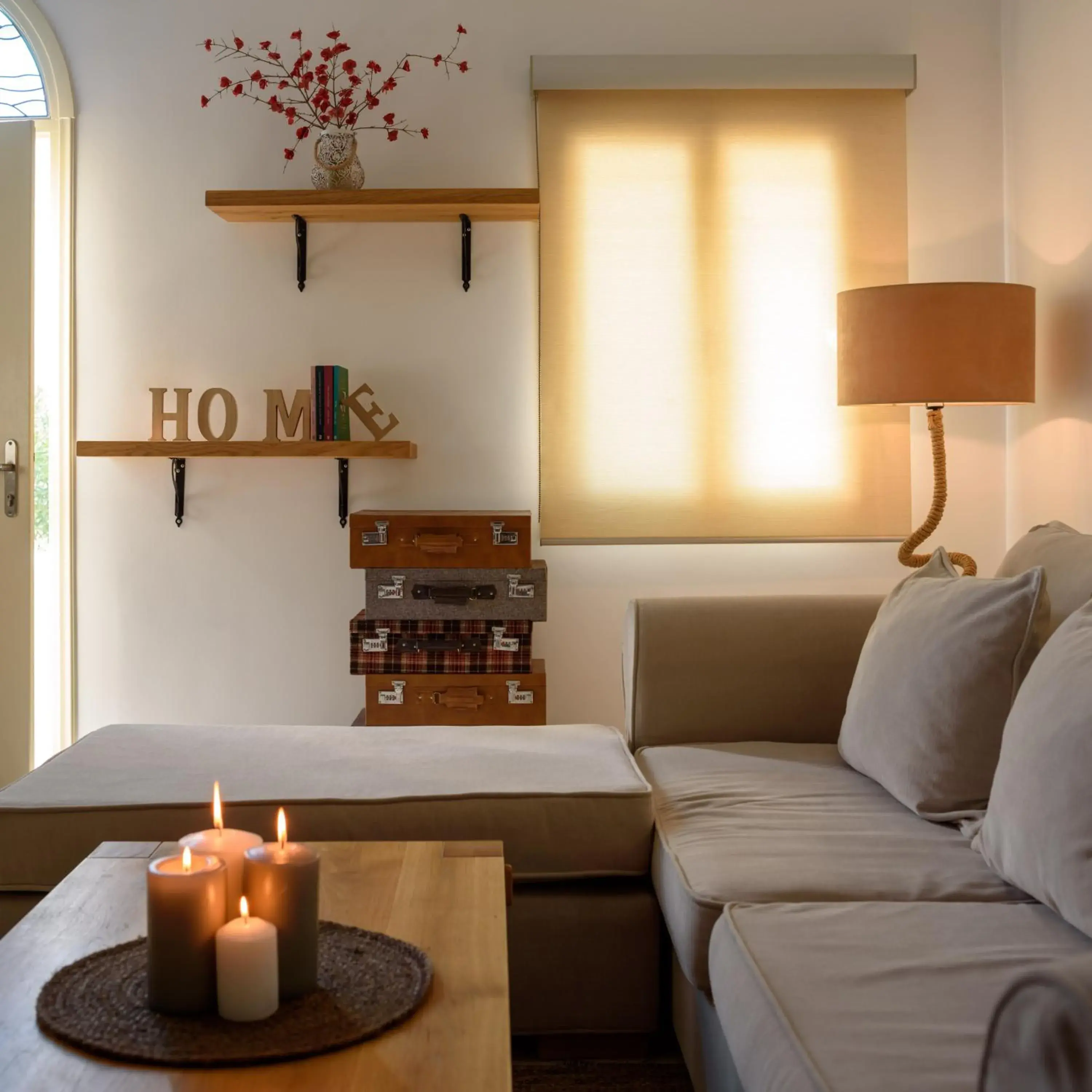 Facade/entrance in Suite Home Santorini Facade/entrance in Suite Home Santorini