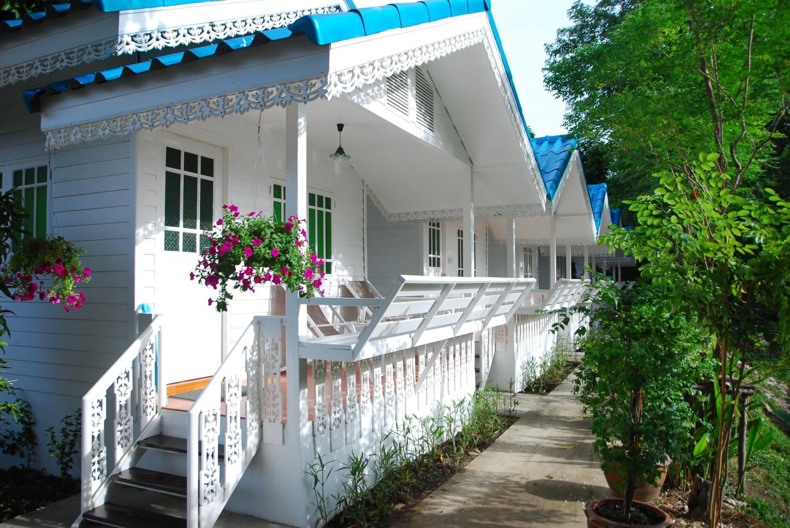 Property building in Baan Luang Harn