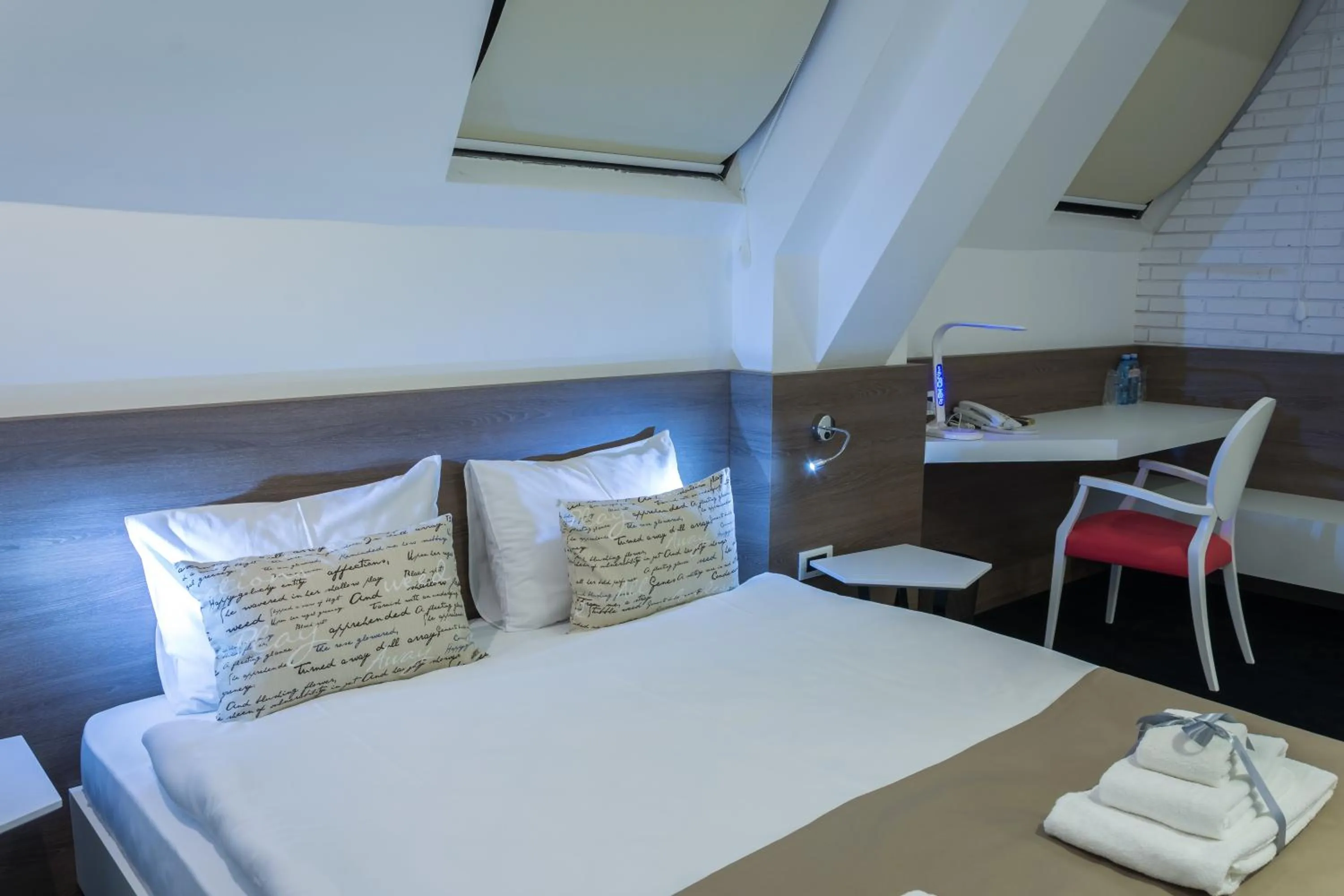 Spring, Bed in Garni Hotel Eter