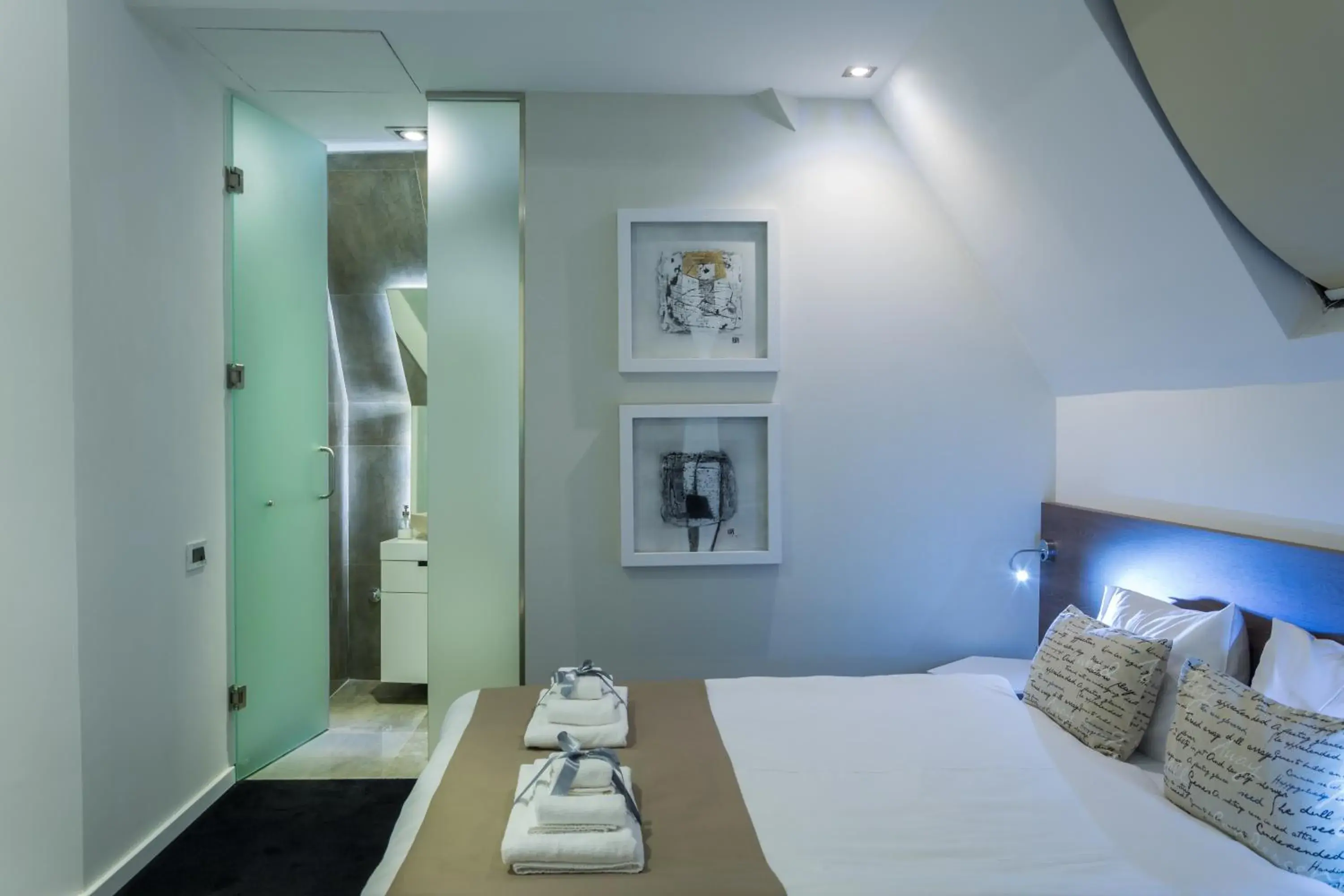 Bed in Garni Hotel Eter Bed in Garni Hotel Eter