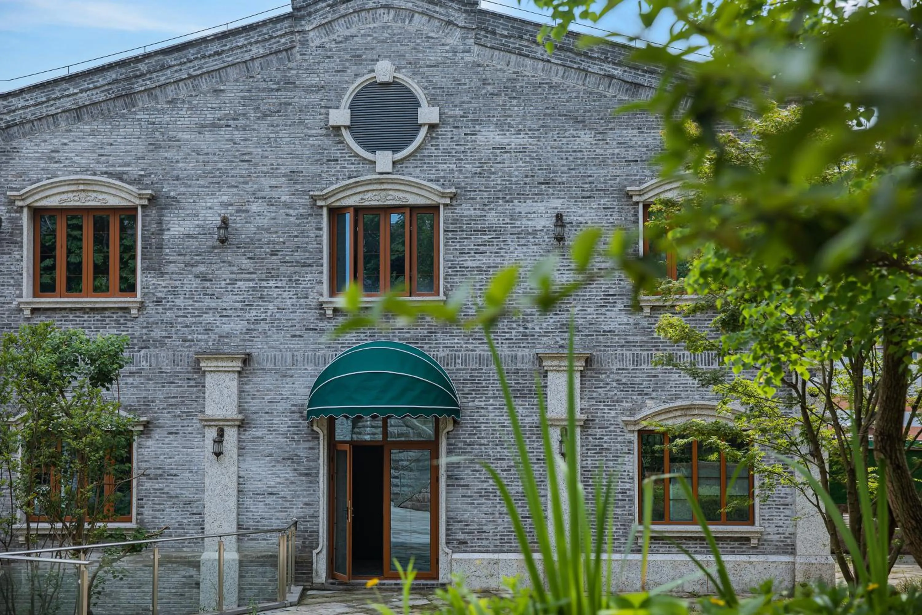Property building in CHONGQING MANQUE MANSION
