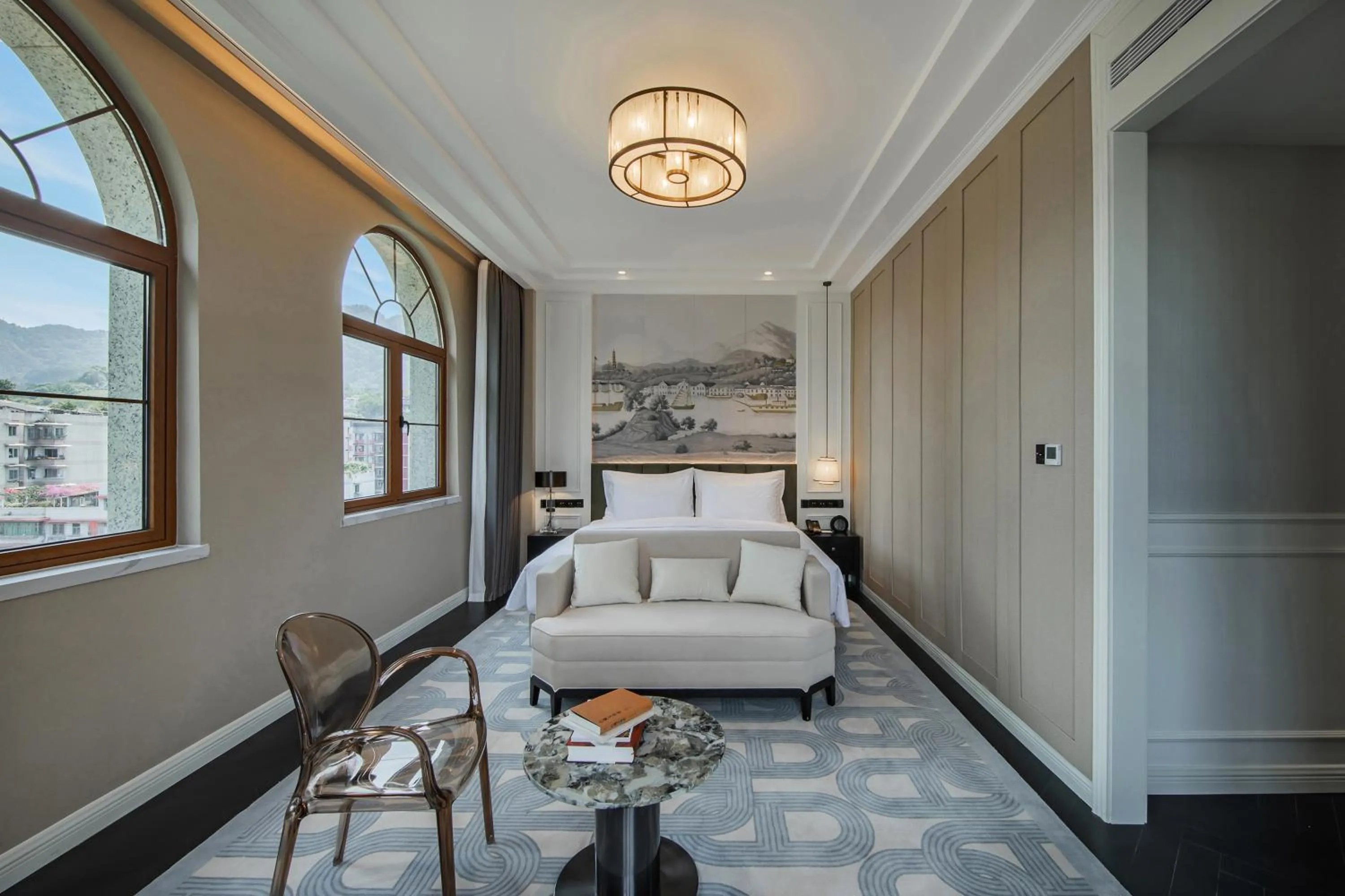 Photo of the whole room, Bed in CHONGQING MANQUE MANSION