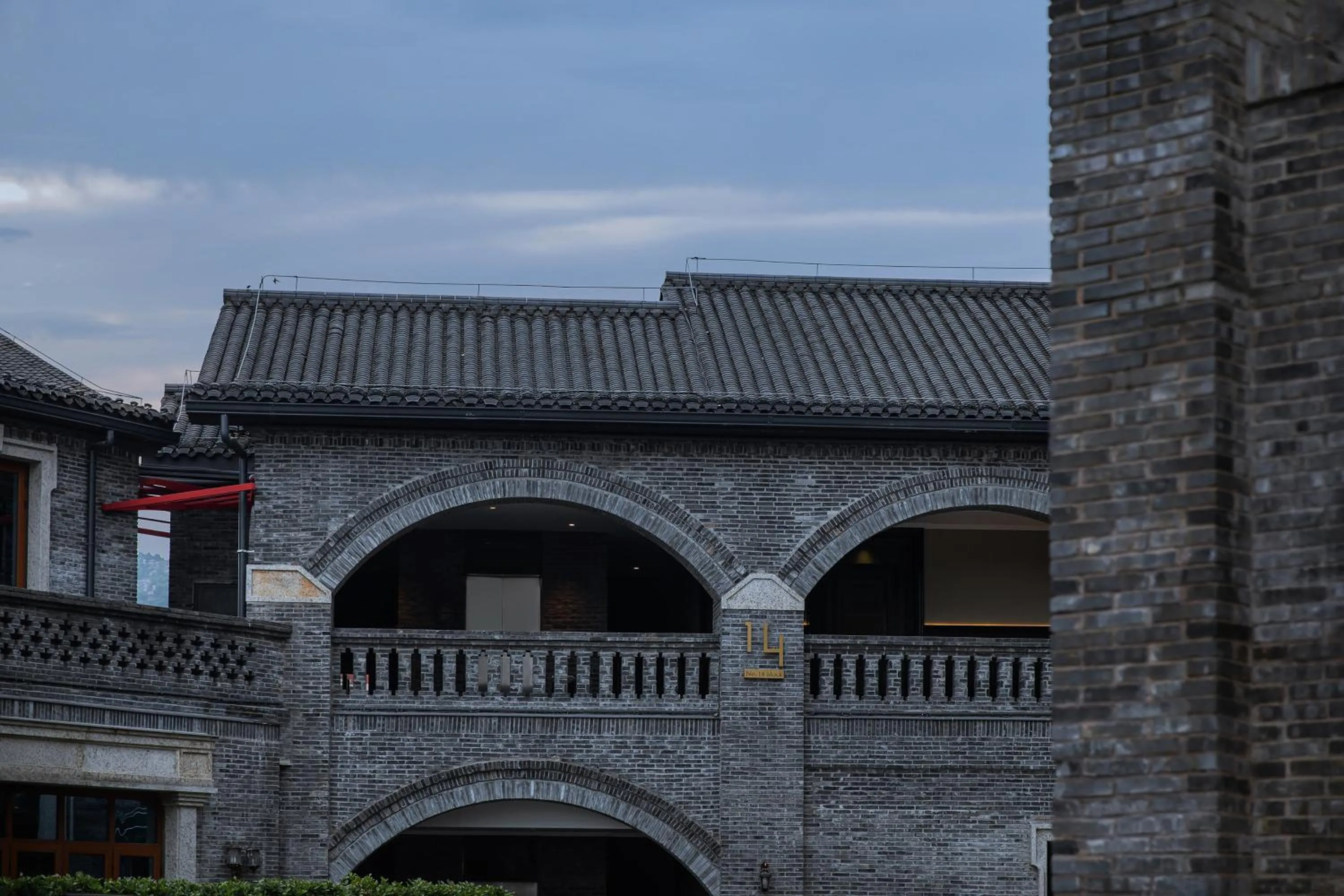 Property building in CHONGQING MANQUE MANSION