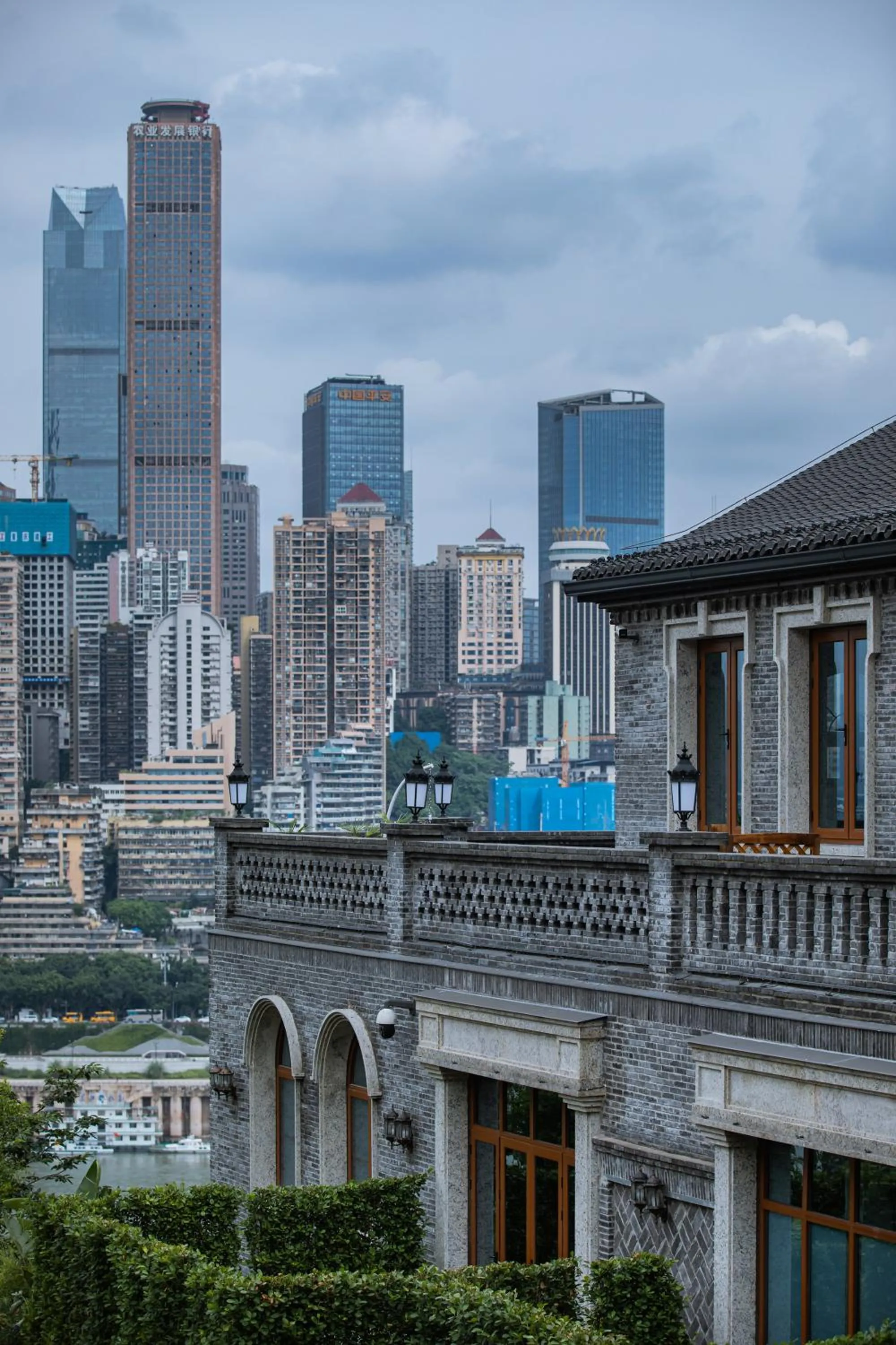 Property building in CHONGQING MANQUE MANSION