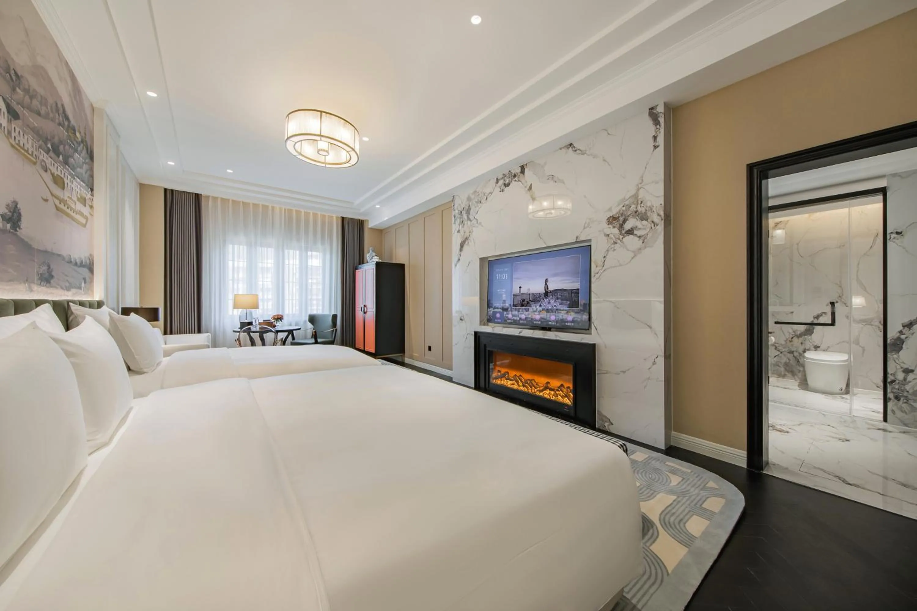 Photo of the whole room, Bed in CHONGQING MANQUE MANSION