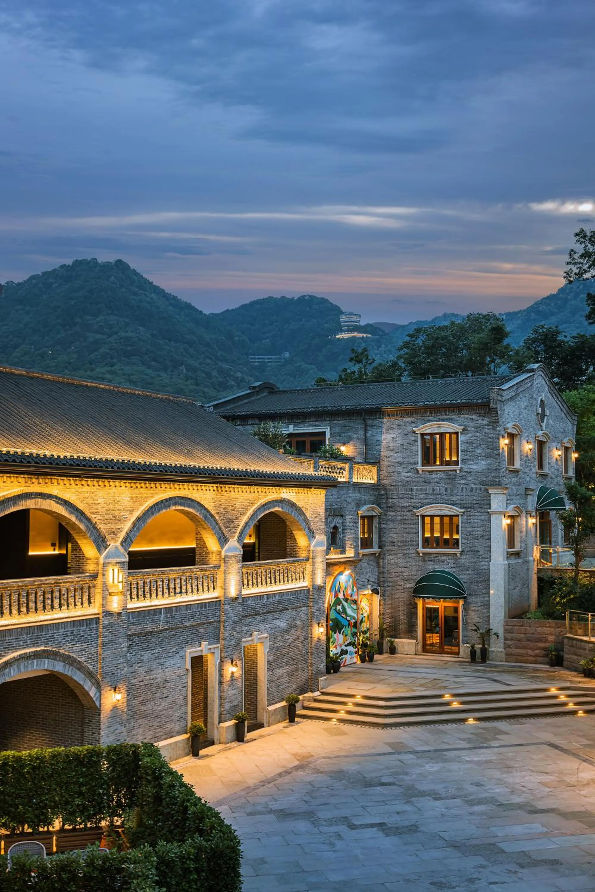 Property building in CHONGQING MANQUE MANSION