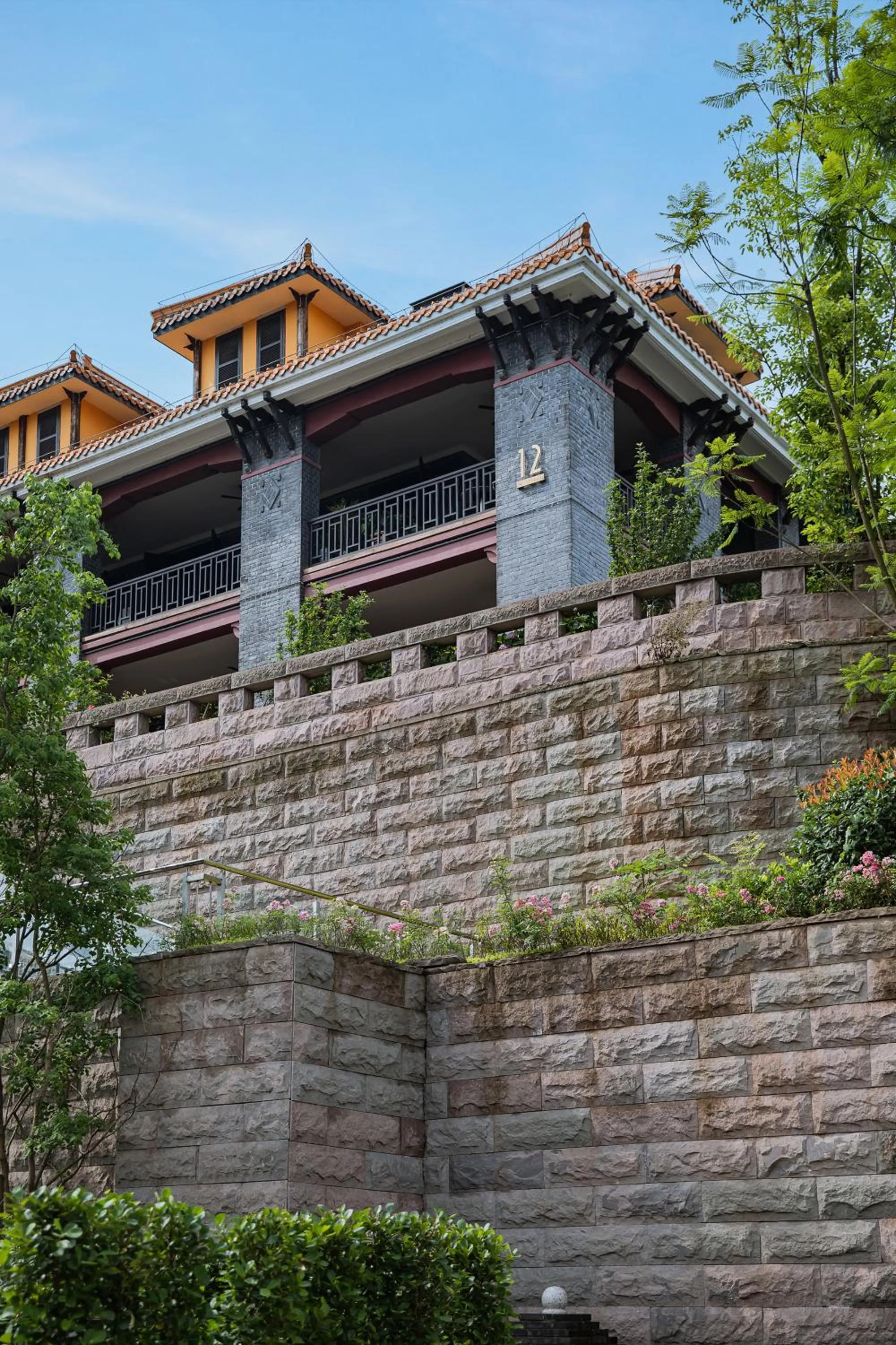 Property building in CHONGQING MANQUE MANSION