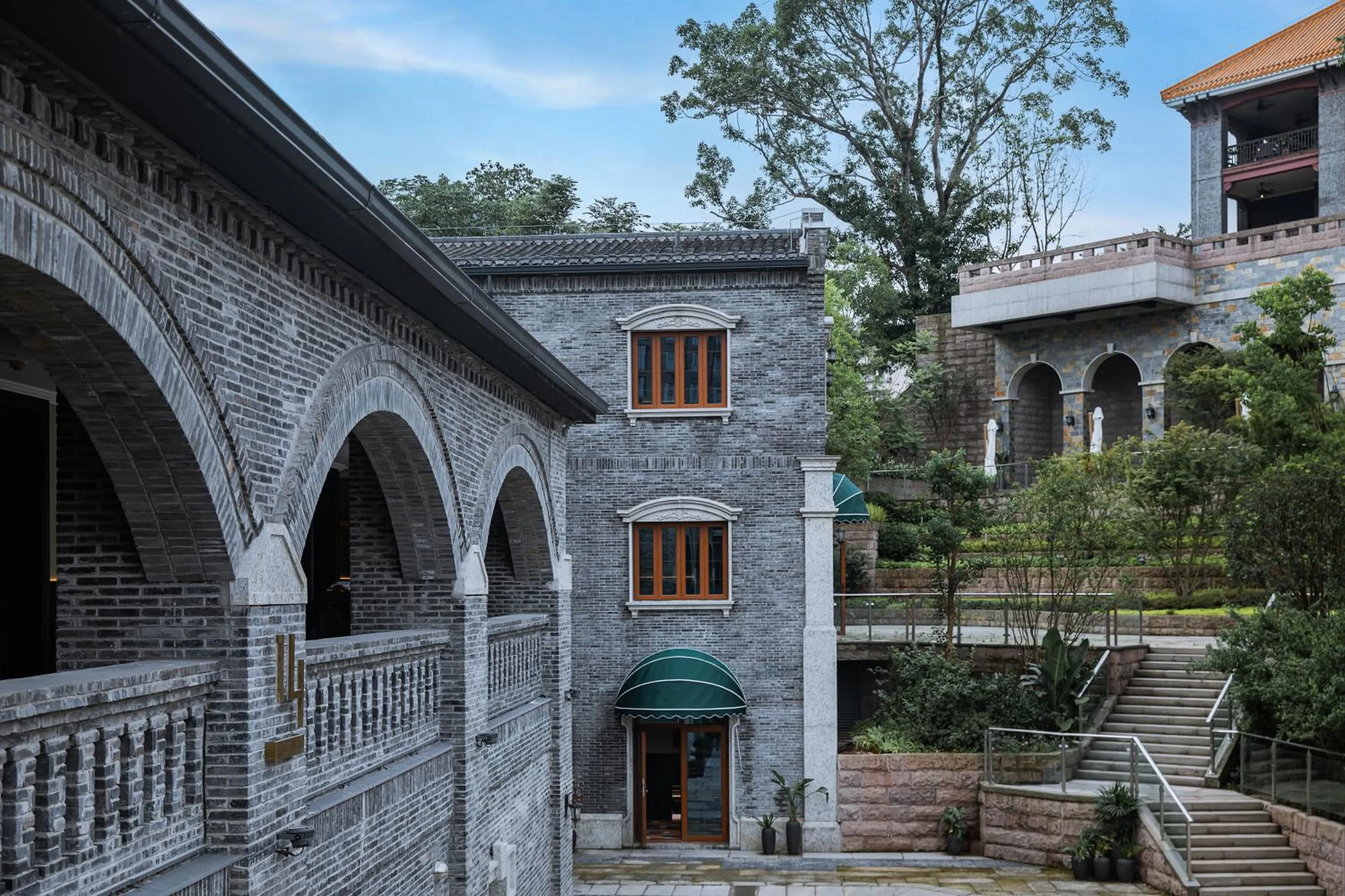 Property building in CHONGQING MANQUE MANSION