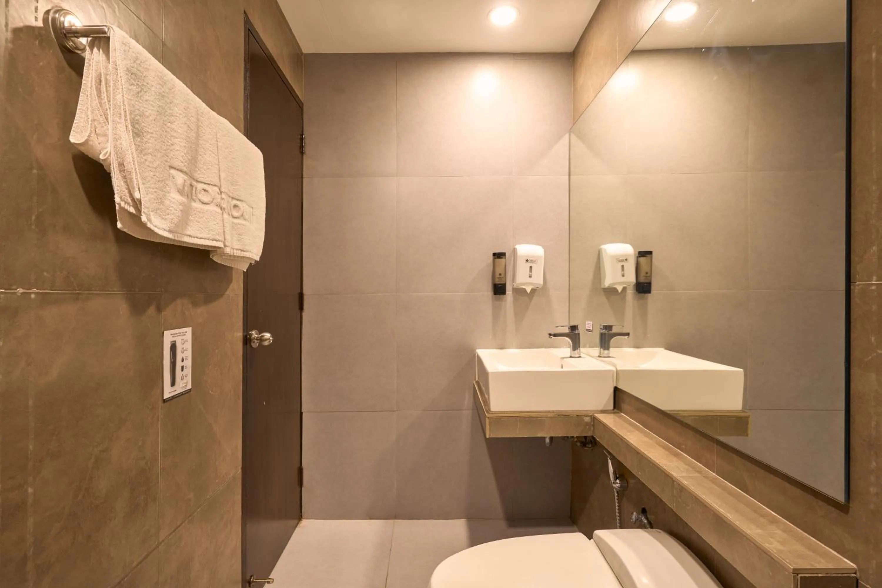 Victoria Court Suites - Pasig