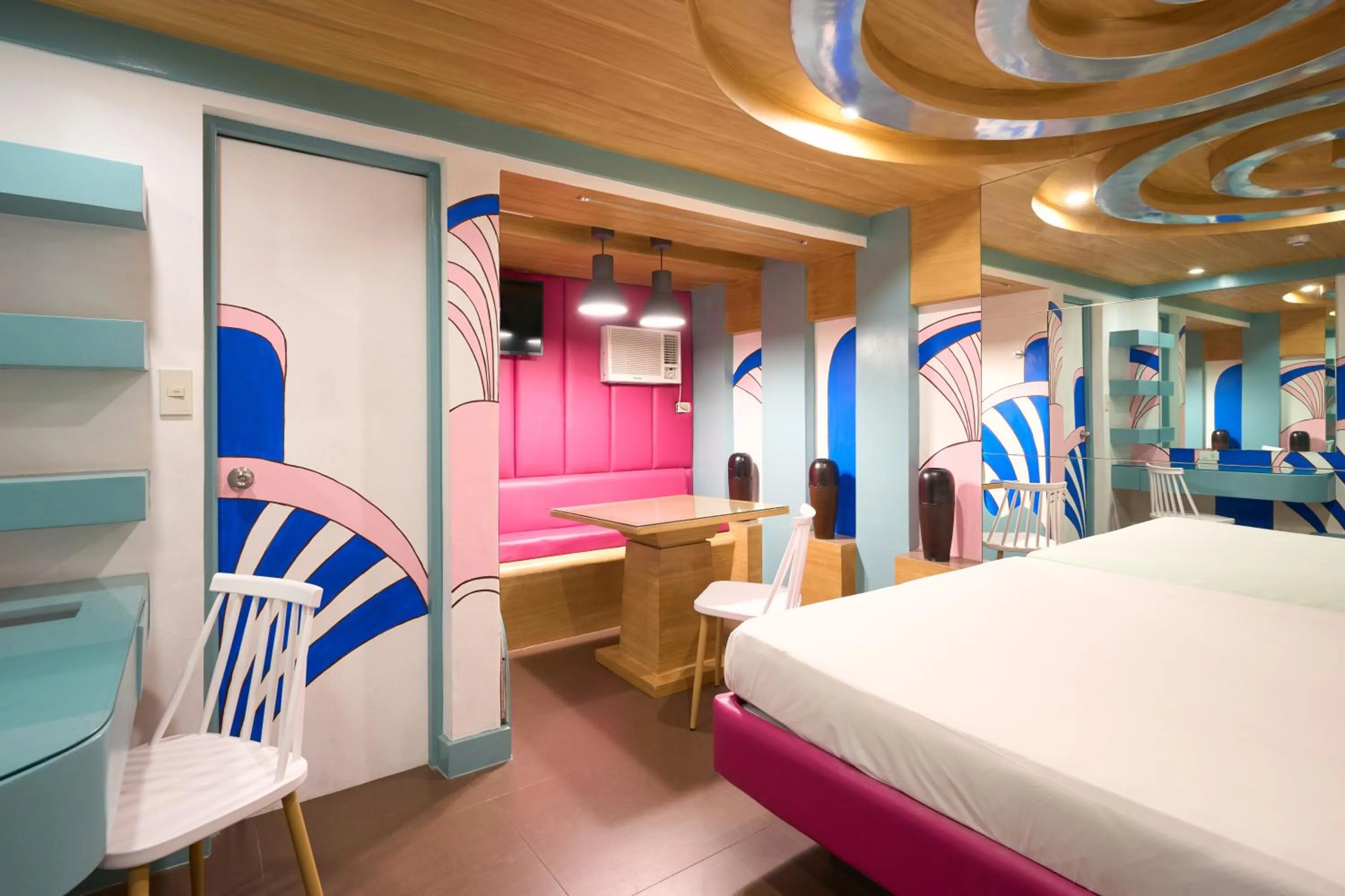 Victoria Court Las Pinas