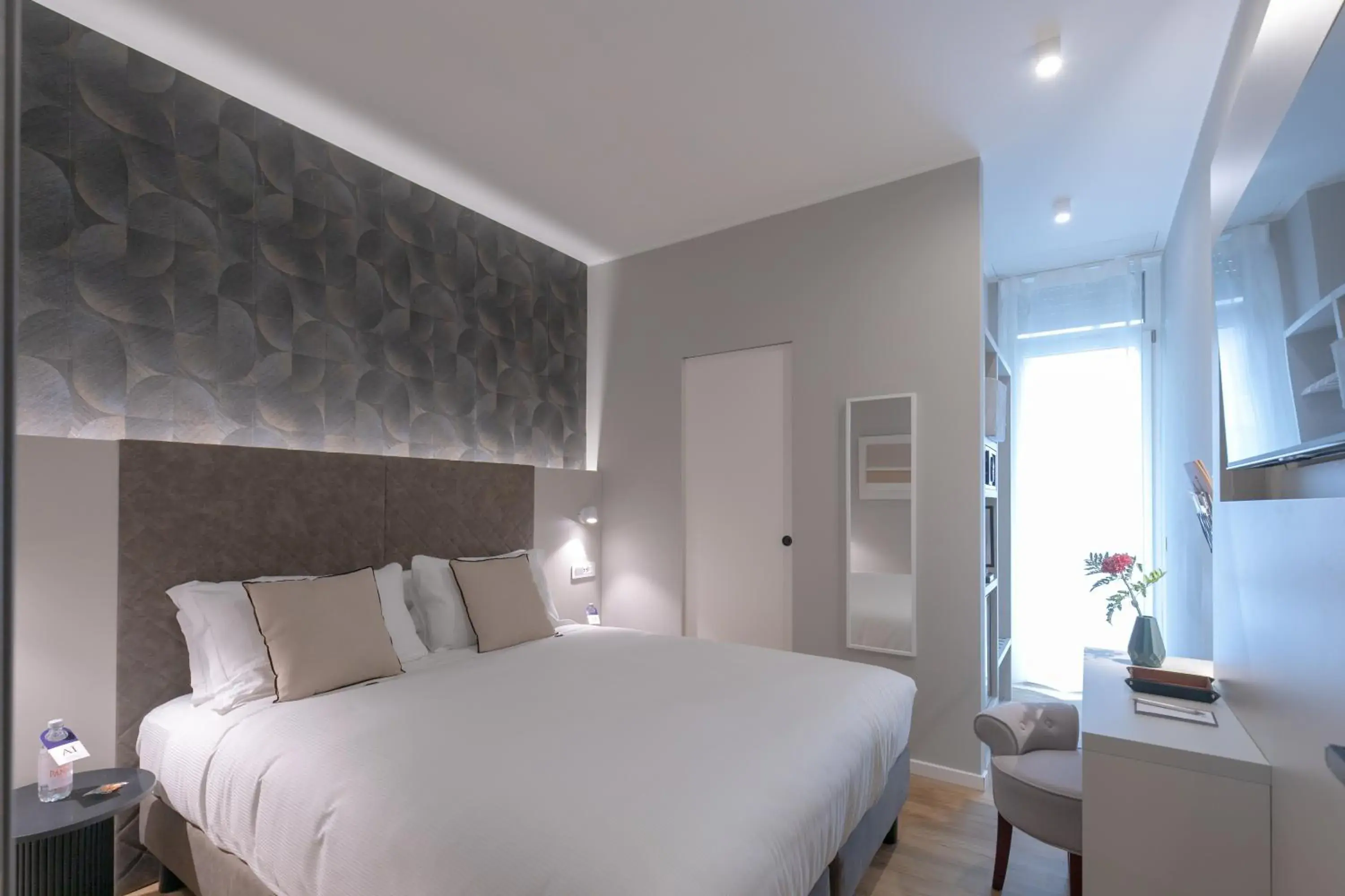 AH - Duomo Signature AH - Duomo Signature