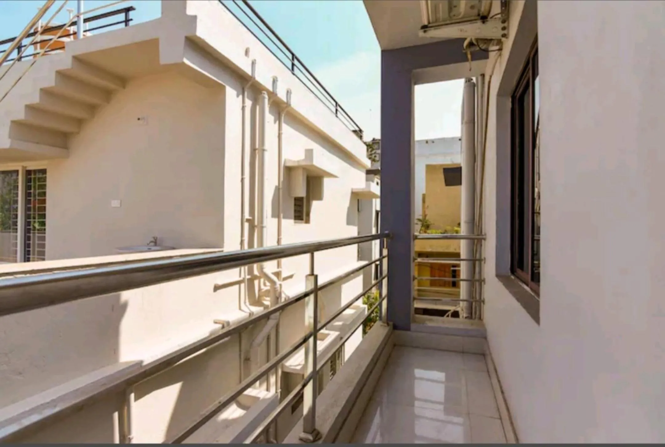 Balcony/Terrace in Hotel Crystal Stay