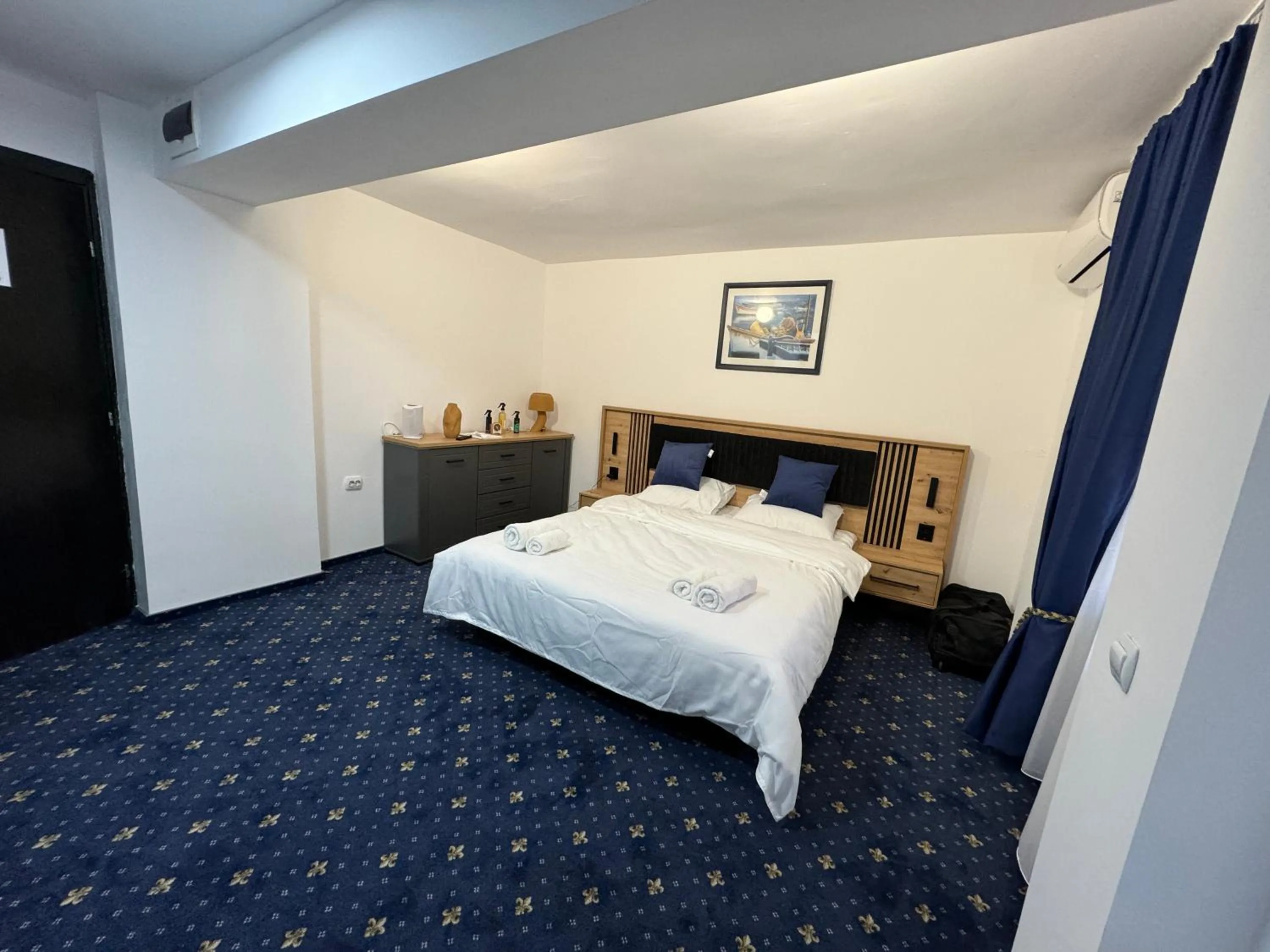 Bed in Hotel Hermes