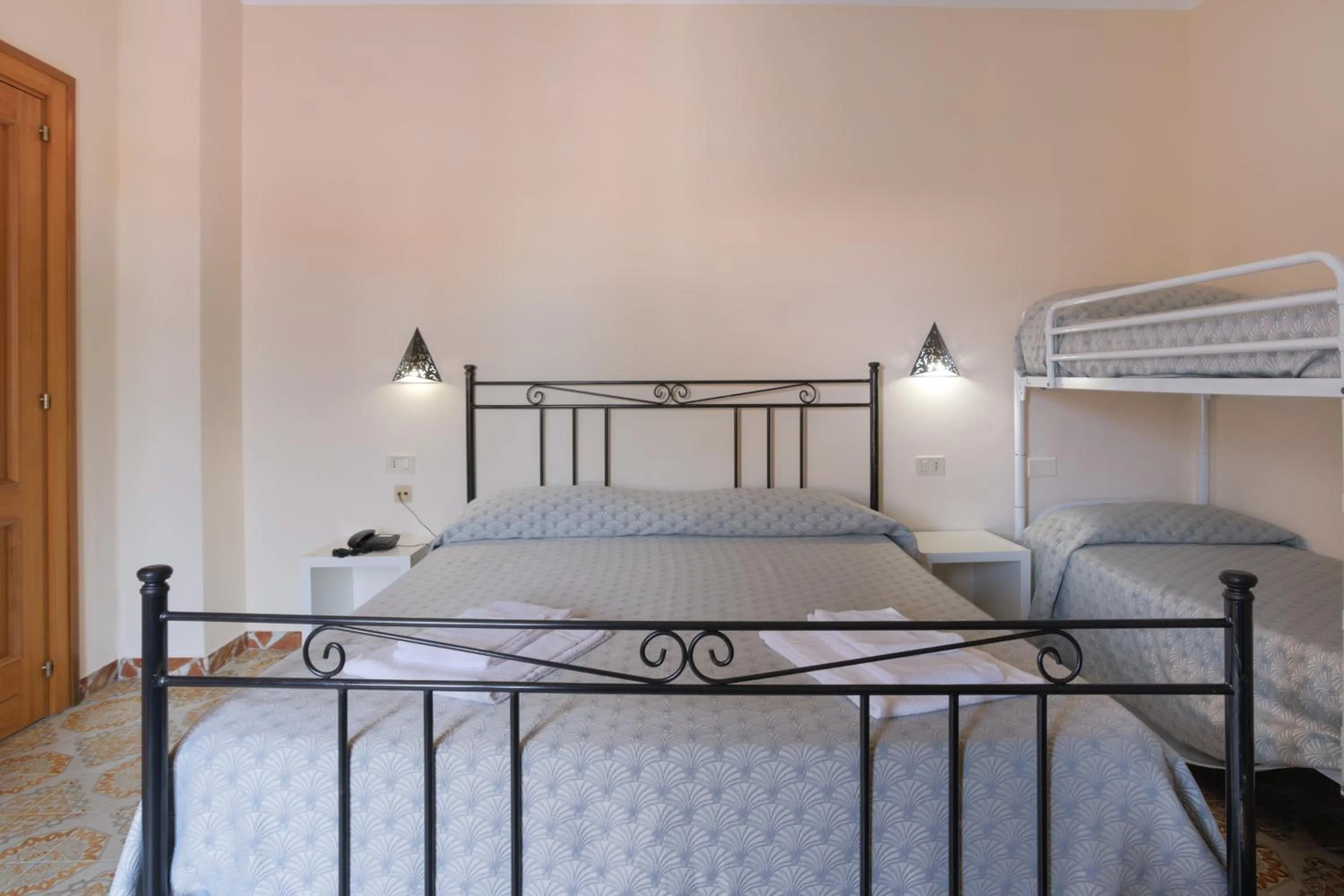 Bedroom in Hotel Bolivar