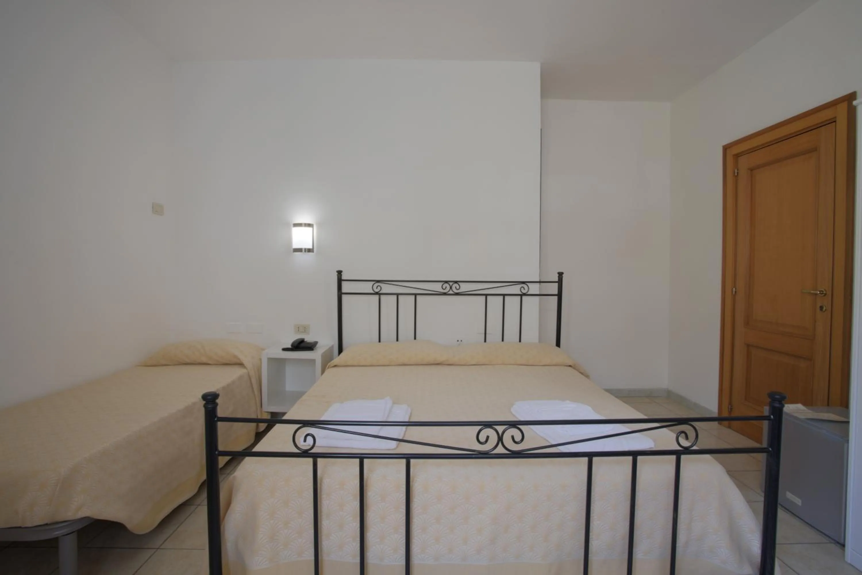 Photo of the whole room in Hotel Bolivar