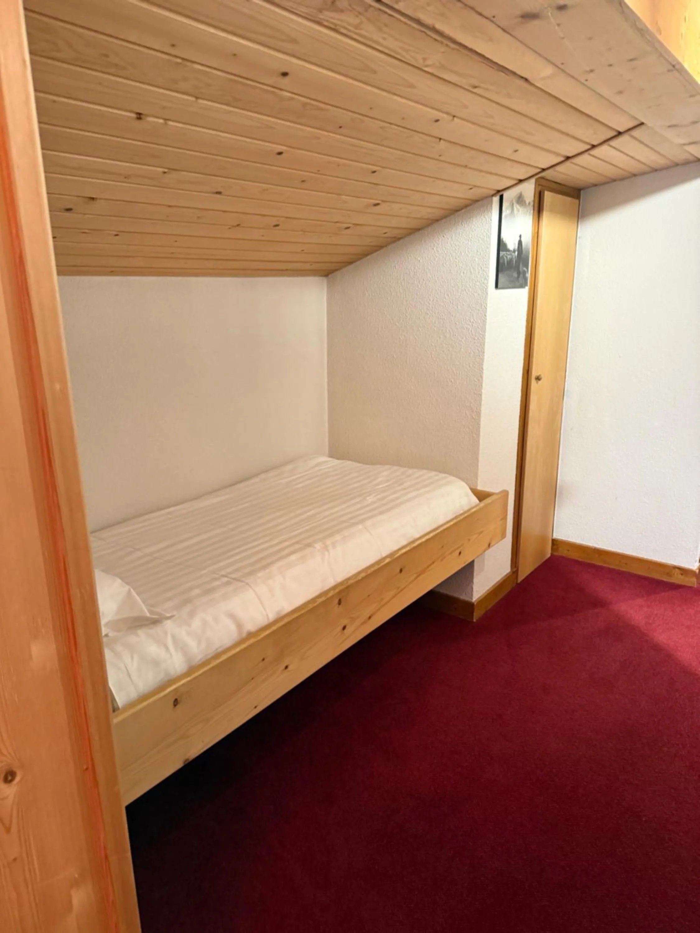 Bed in Hotel Bel'alpe