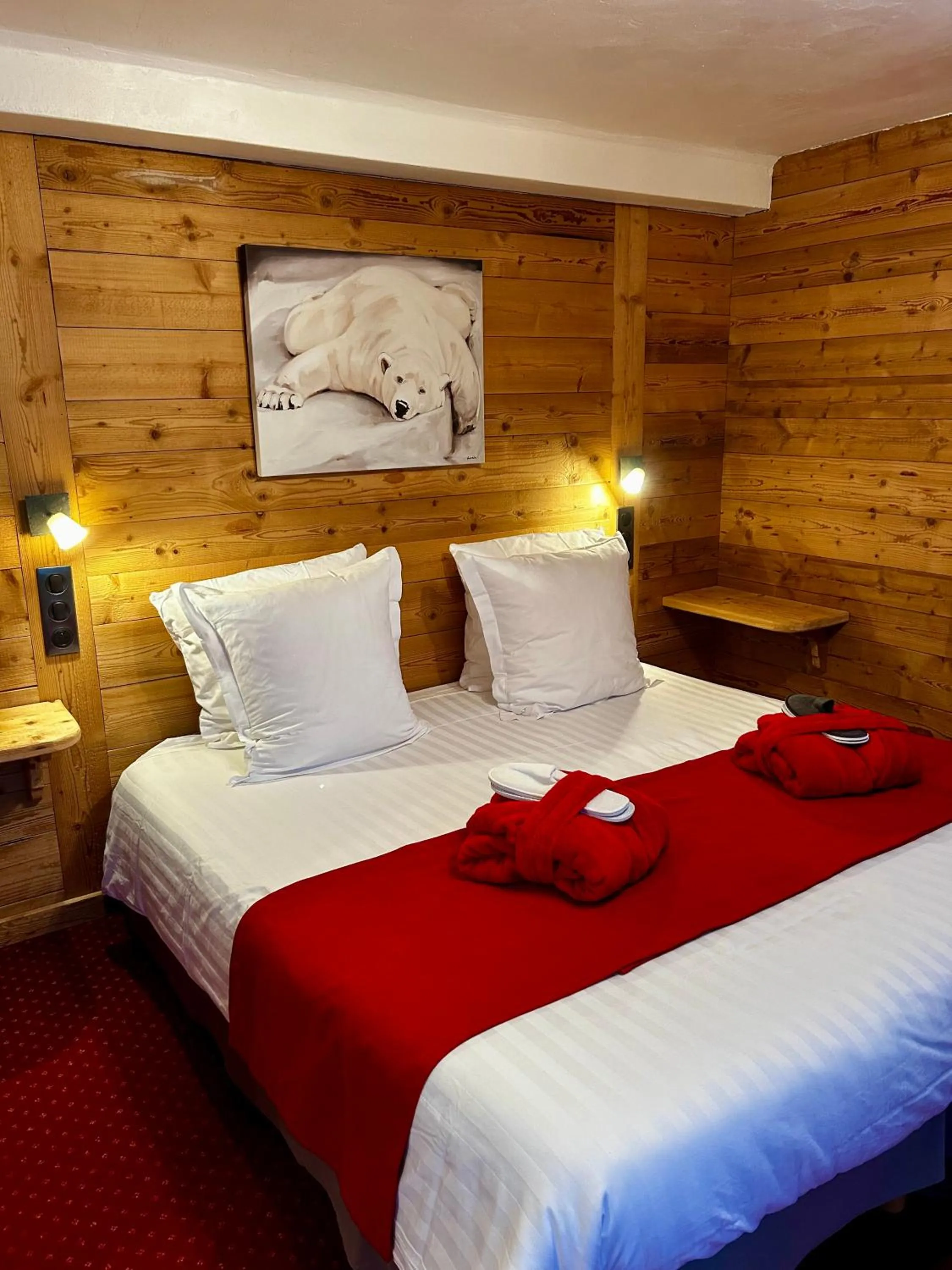 Bed in Hotel Bel'alpe