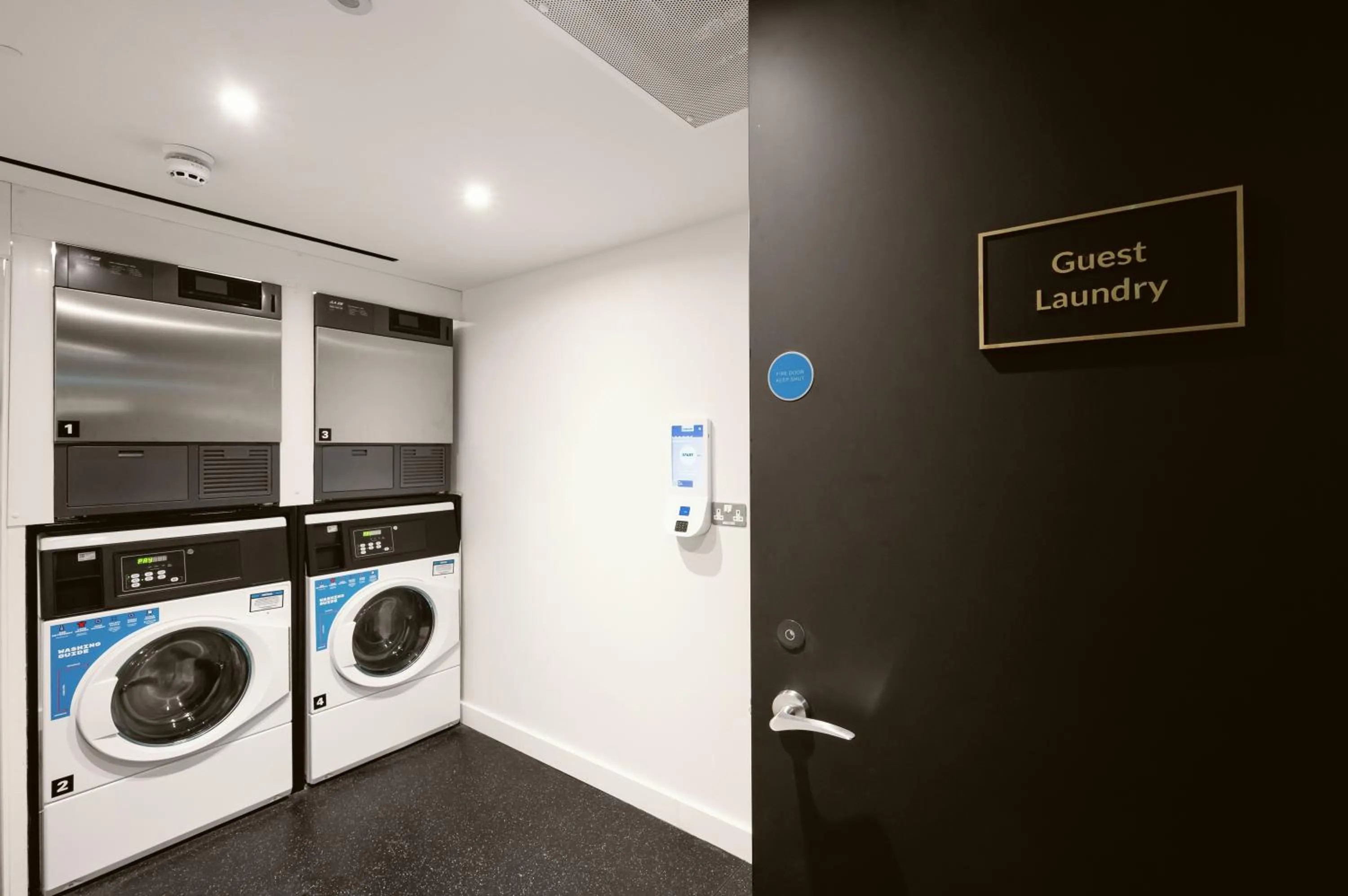 laundry in Wilde Aparthotels Lisbon Liberdade