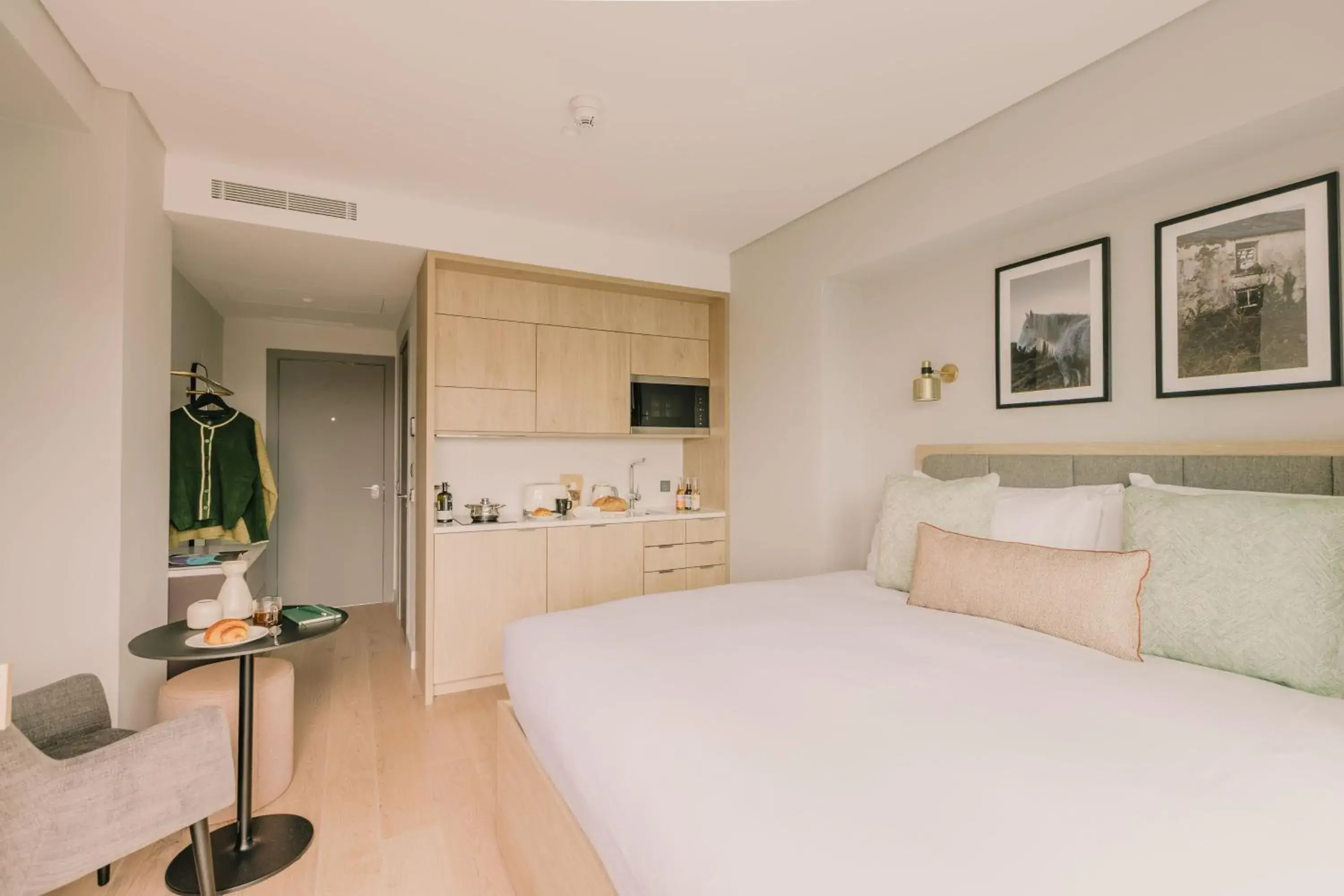 Bed in Wilde Aparthotels Lisbon Liberdade Bed in Wilde Aparthotels Lisbon Liberdade