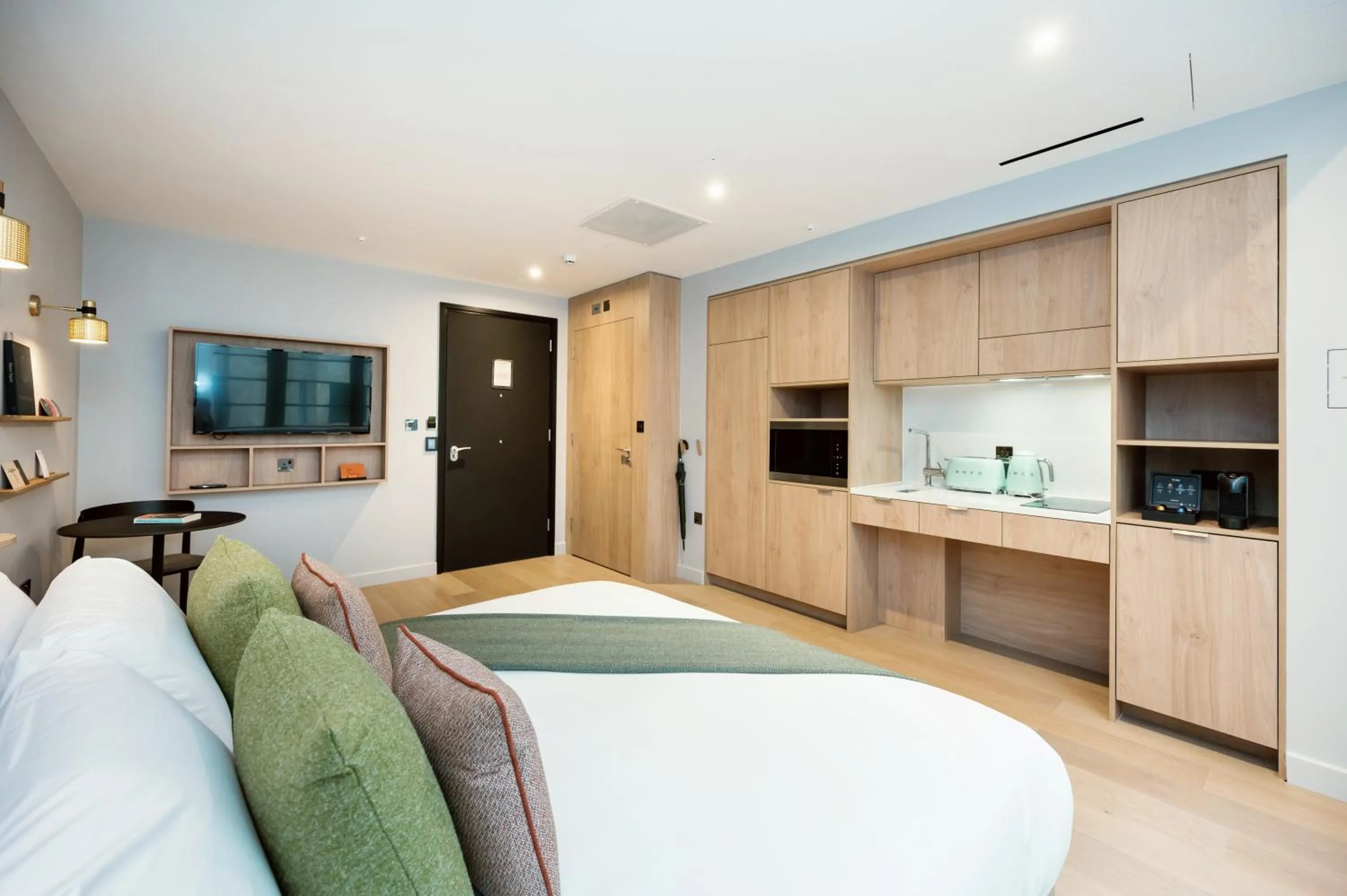 Bed in Wilde Aparthotels Lisbon Liberdade