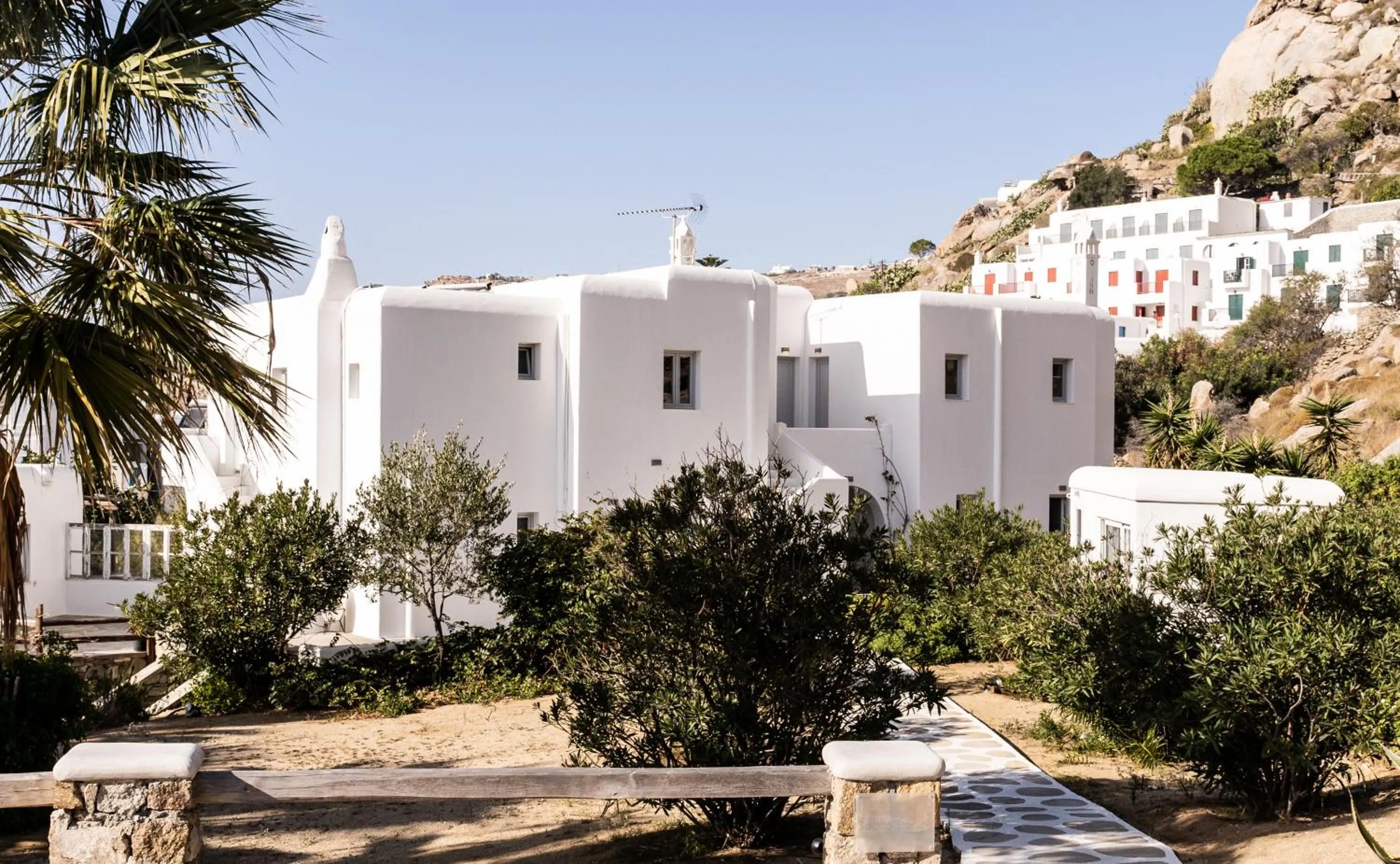 Property building in Tagoo Studios Mykonos