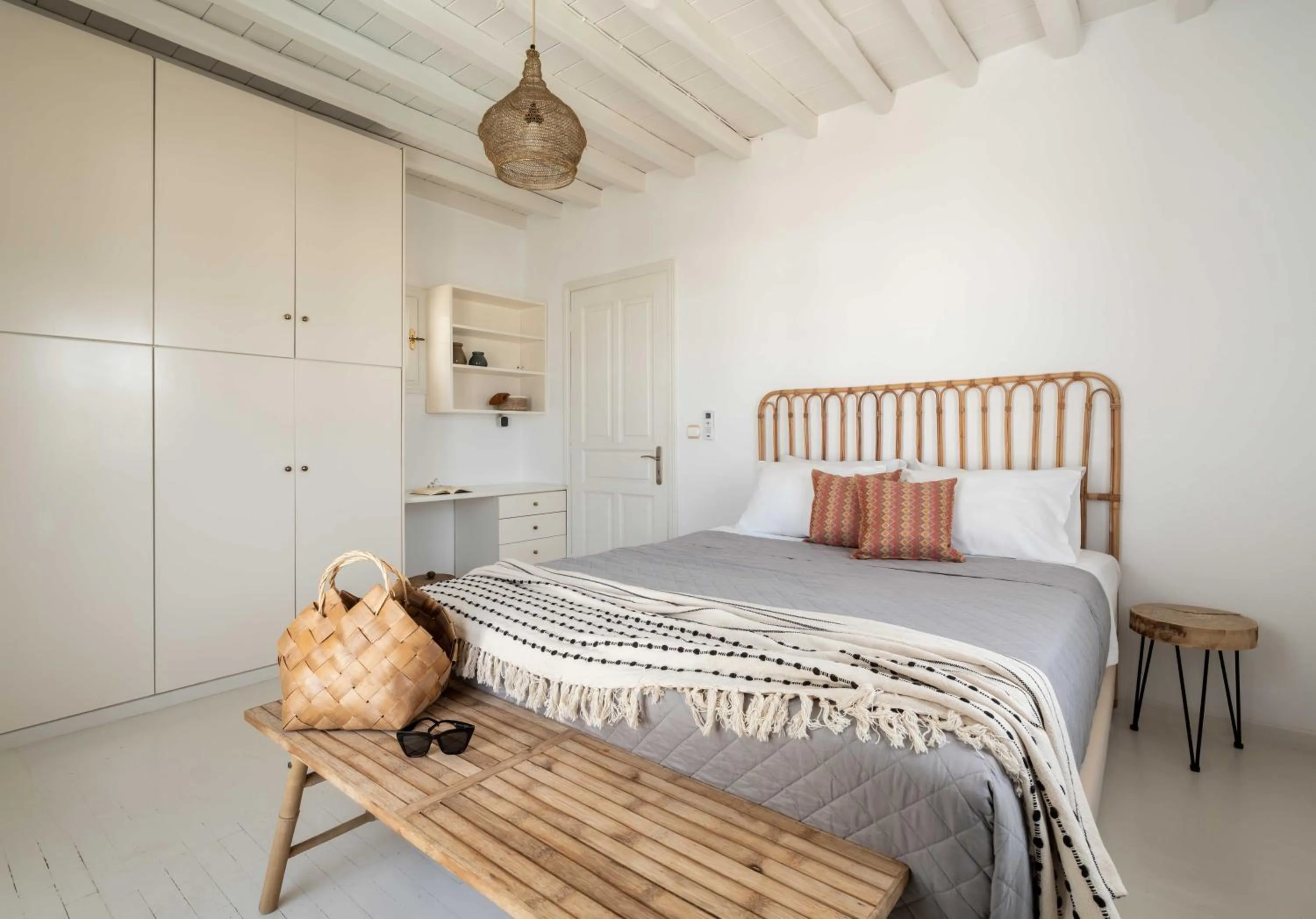 Bed in Tagoo Studios Mykonos